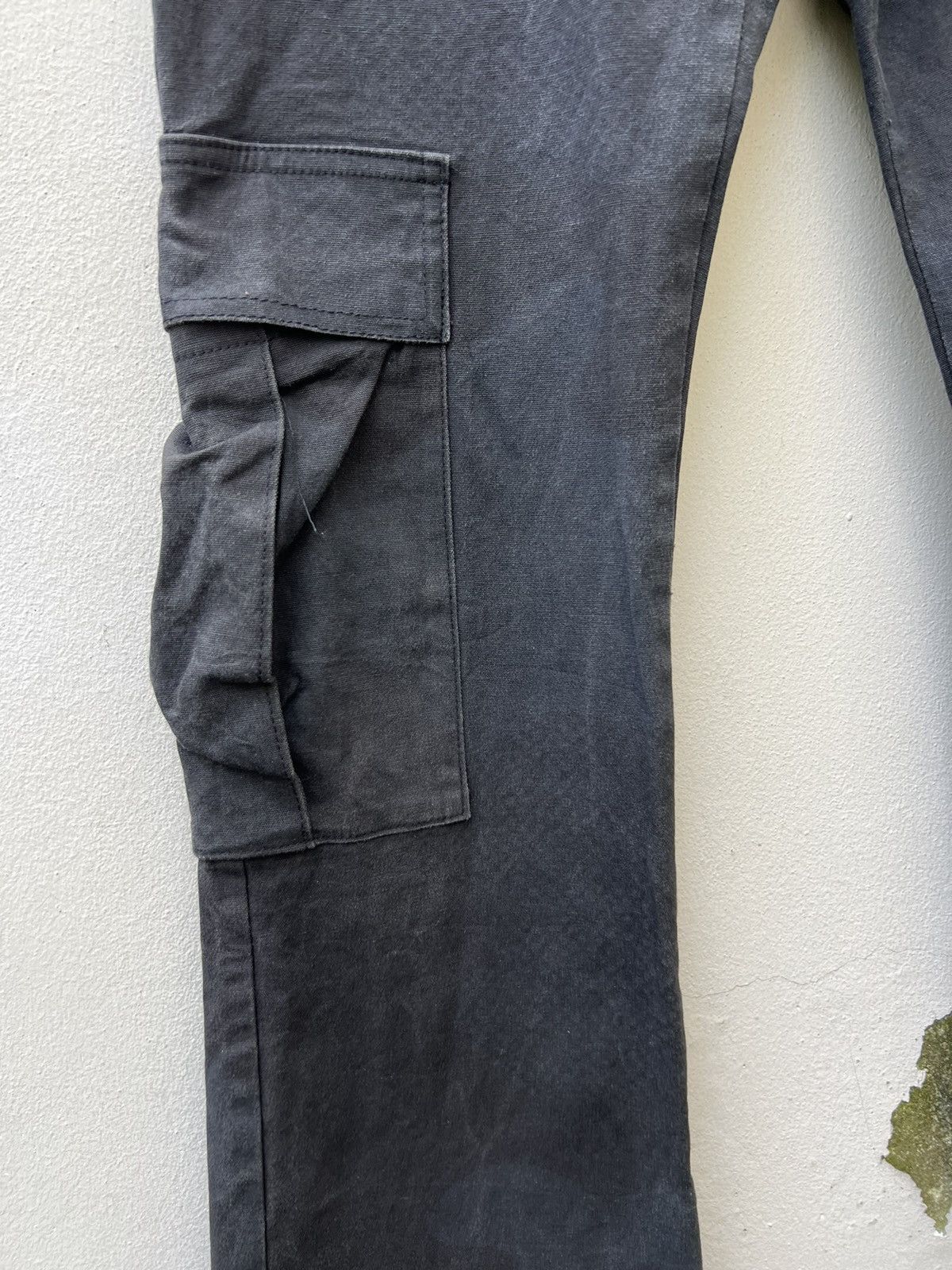 Vintage Vintage Modzart London Fade Camo Stretch Cargo Flare Trouser Size US 27 - 9 Thumbnail