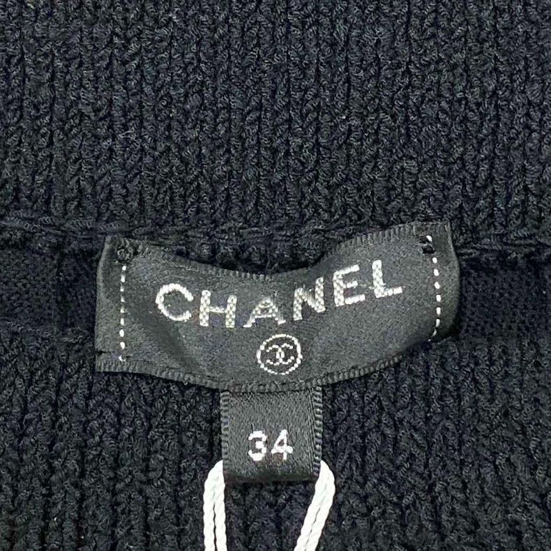 Chanel Chanel Black braided skirt 2504-Nextarrow Size 42" / US 20 - 5 Thumbnail