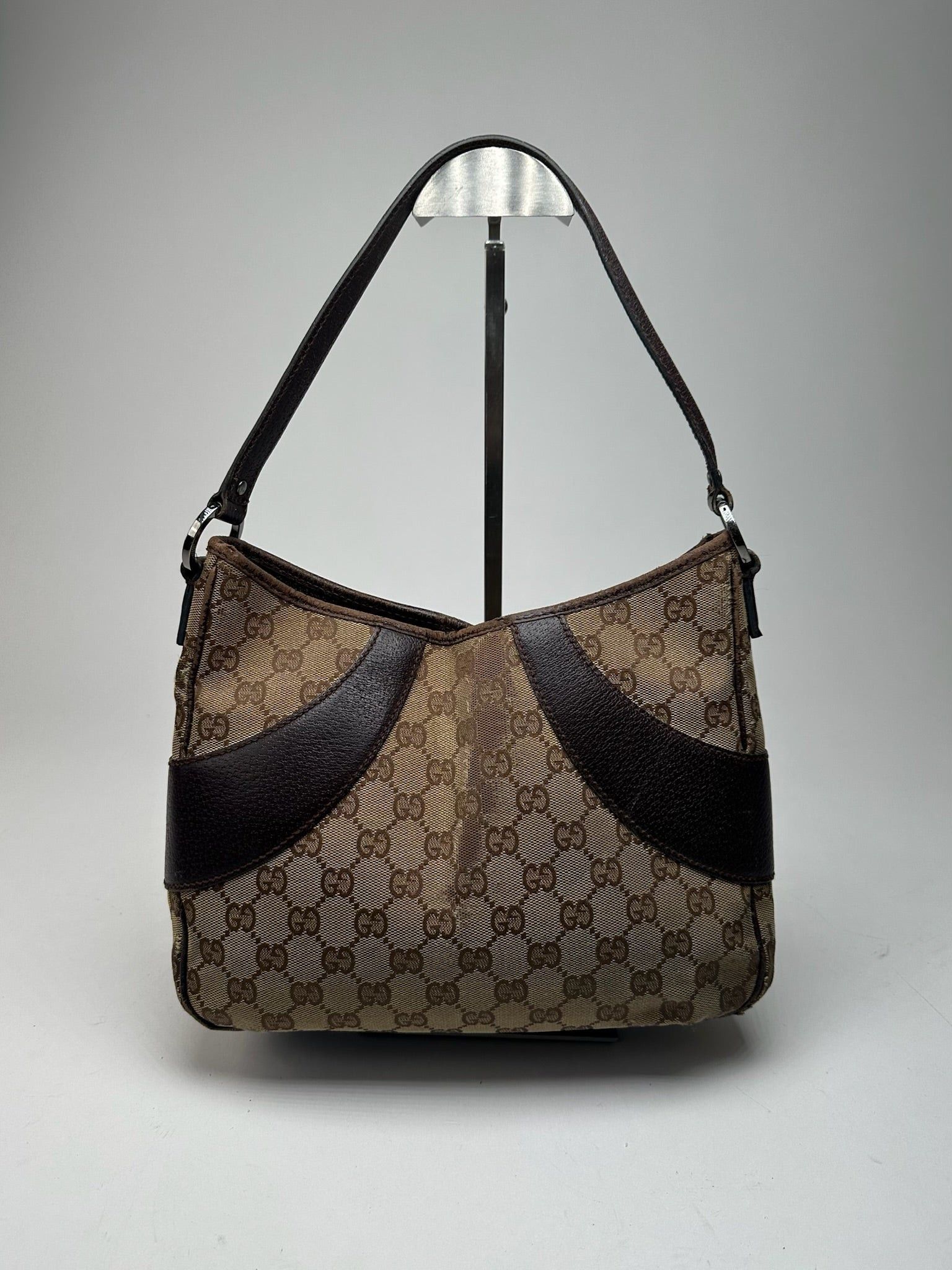 Gucci Vintage Canvas Mongram Handbag beige brown Size ONE SIZE - 1 Thumbnail