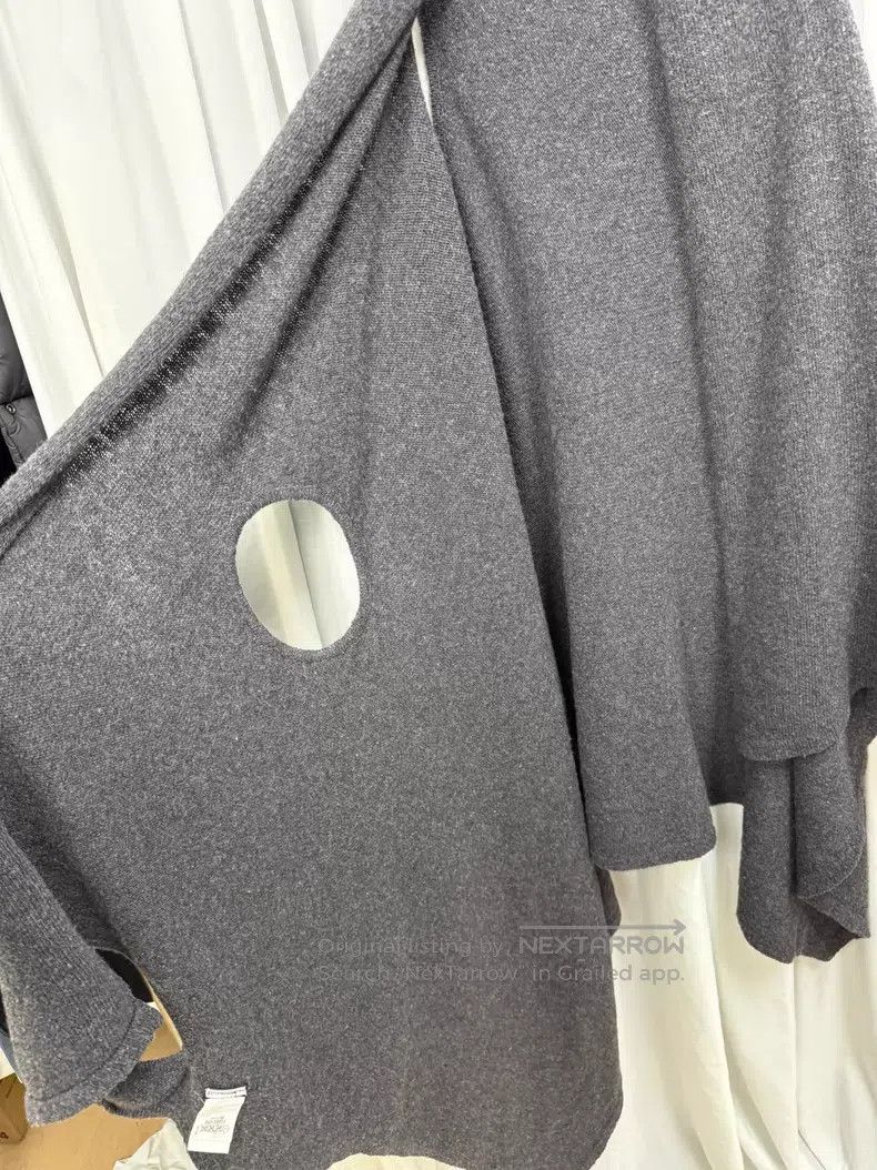 Ann Demeulemeester Ann Demeulemeester Ultra-long hole knit shawl| Size XS / US 0-2 / IT 36-38 - 4 Thumbnail