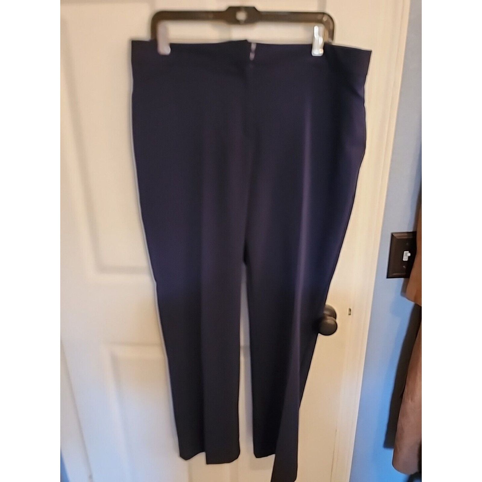 Chicos NWT Sz 14 Chico's 2.5 Short Pants Midnight Blue Grandeur Size 36" / US 14 / IT 50 - 1 Thumbnail