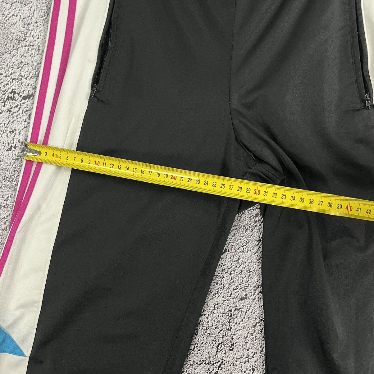 Adidas × Vintage 🪼VINTAGE🪼 Adidas Sport Jogger 3 Stripes Pants Size US 32 / EU 48 - 11 Thumbnail