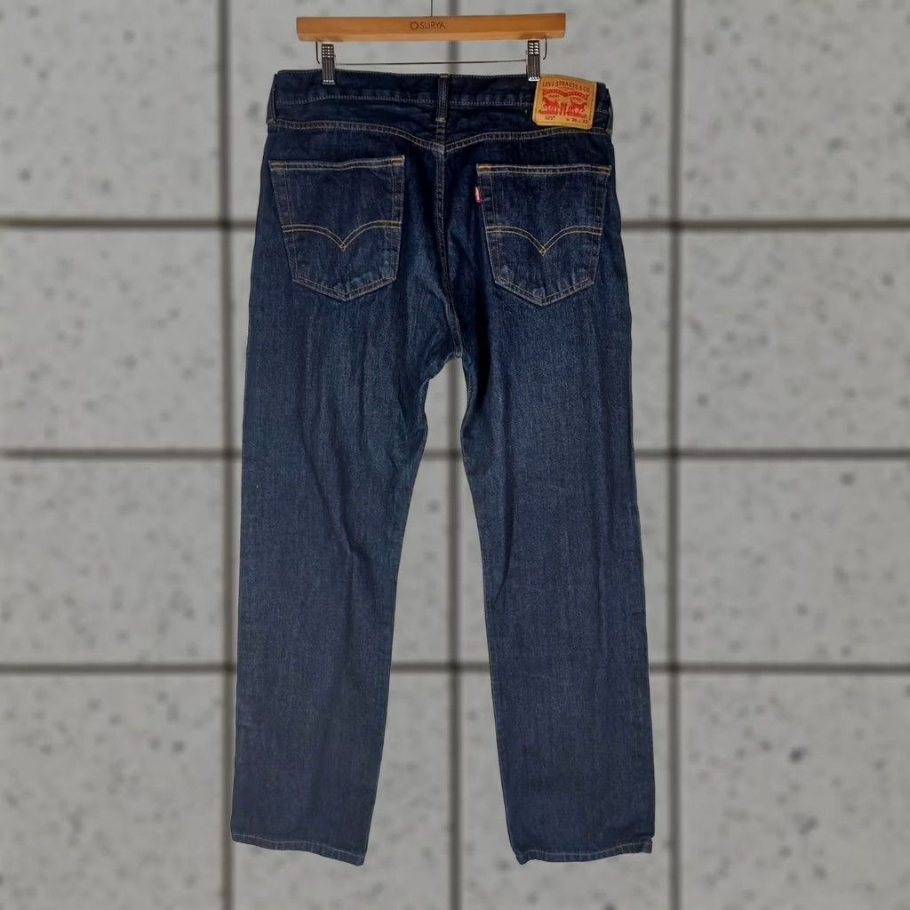 Levi's VINTAGE Levi’s Men’s Jeans 5-Pocket Denim Blue W36 L32 Regular Fit Straight Size US 36 / EU 52 - 1 Thumbnail