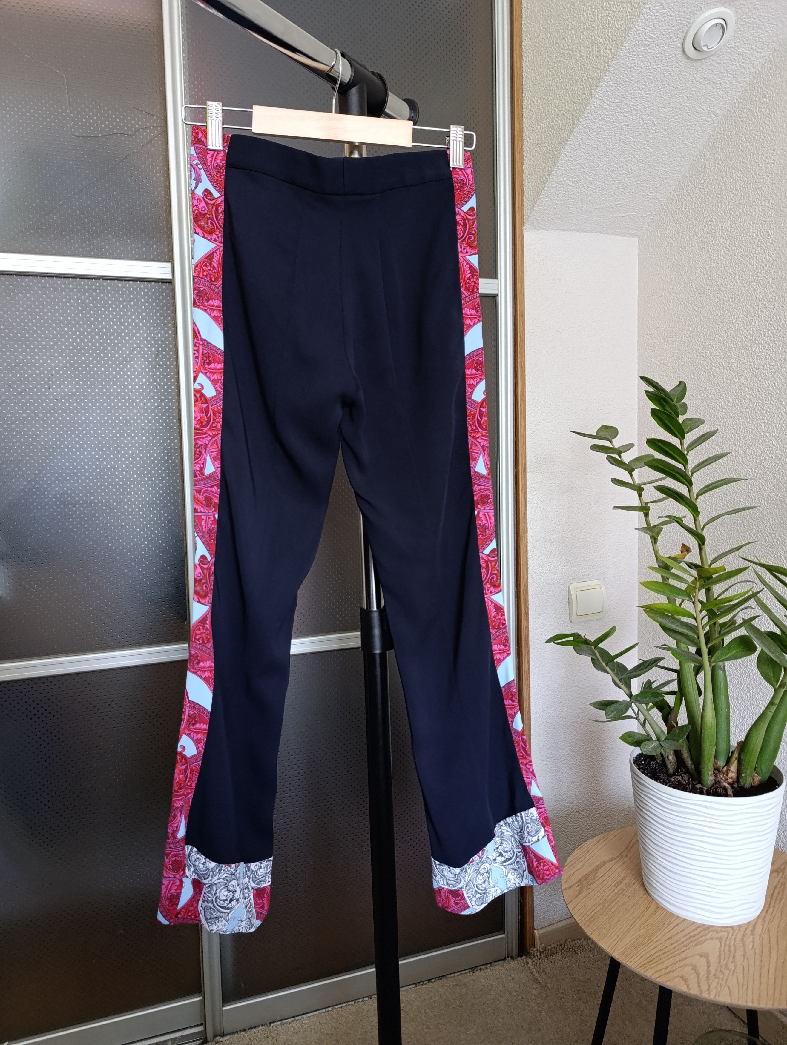 Versace × Versace Jeans Couture GIANNI VERSACE WOMENS Flared VISCOSE PANTS FLORAL PRINT Size 26" / US 2 / IT 38 - 13 Thumbnail