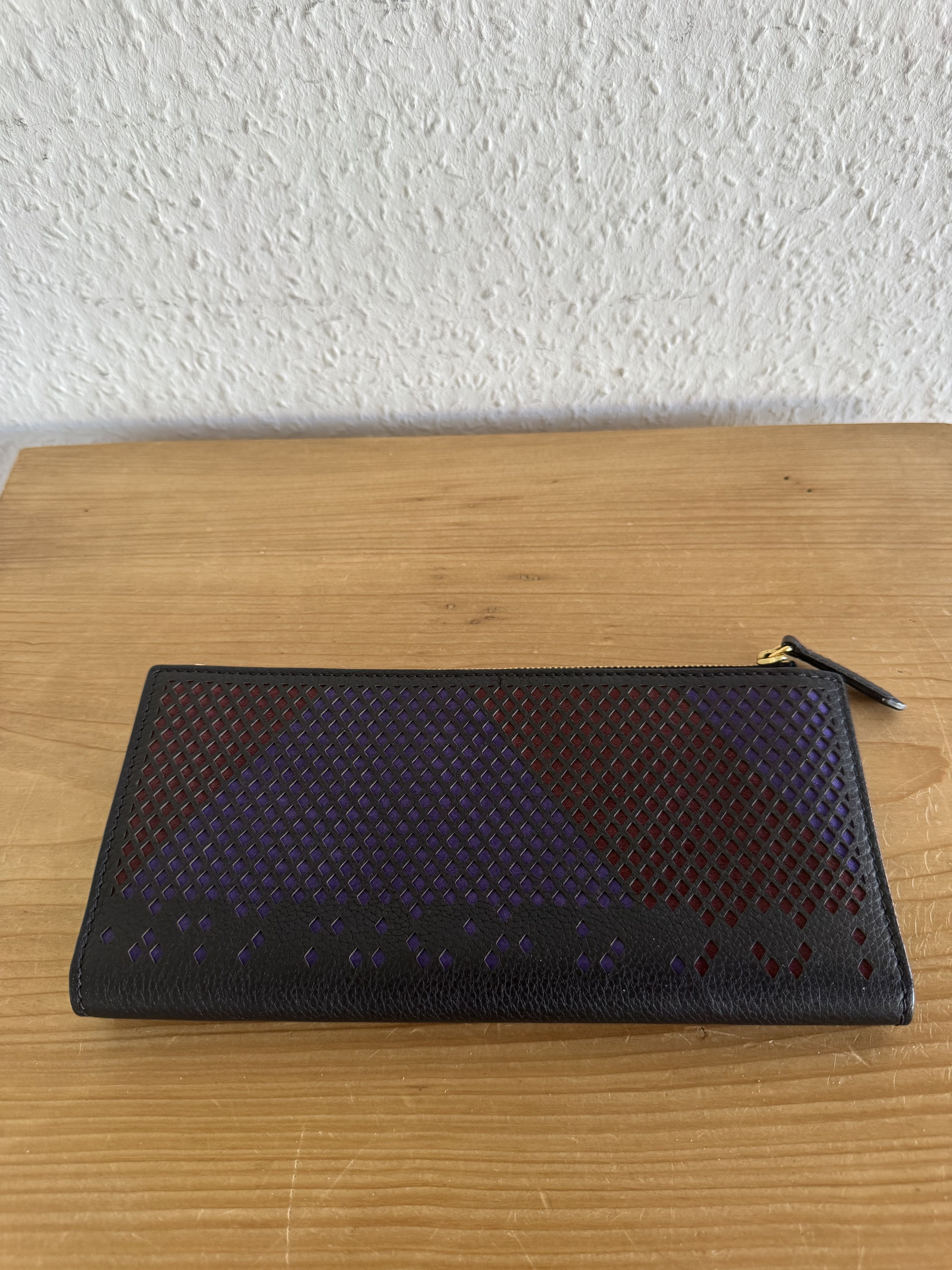 Burberry Prorsum Perforated Graphic Leather Wallet Size ONE SIZE - 3 Thumbnail
