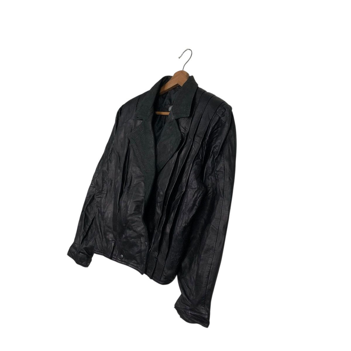 Vera Pelle 🔥VINTAGE CROPPED BIKER LEATHER JACKET AMICA VERA PELLE Size US M / EU 48-50 / 2 - 4 Thumbnail