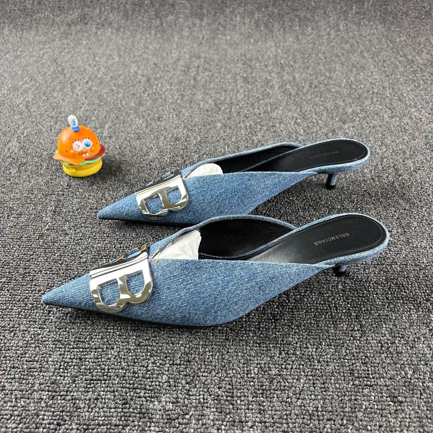 Balenciaga Balenciaga Denim Kitten Heel Pumps Double B Logo like new 37 Size US 6.5 / IT 36.5 - 1 Thumbnail