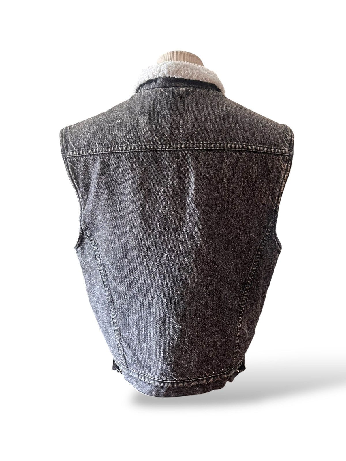 Levi's Vintage Clothing Vintage Levis Sherpa Trucker Vest Size US M / EU 48-50 / 2 - 3 Thumbnail