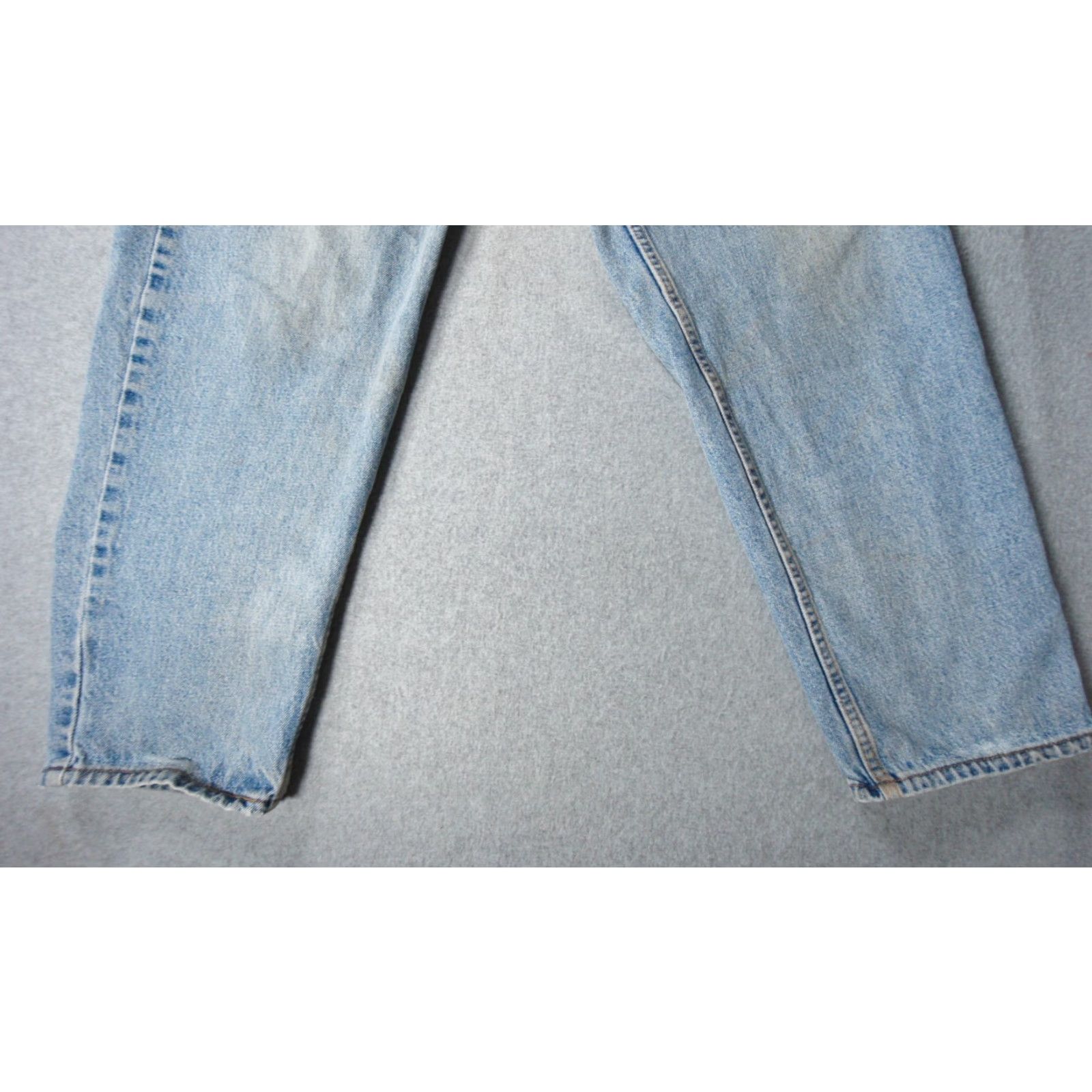 Levi's VINTAGE Levi's Jeans Mens 36x30 Blue Denim 560 Loose Fit Tapered Leg 90s Jeans Mens Size US 36 / EU 52 - 3 Thumbnail