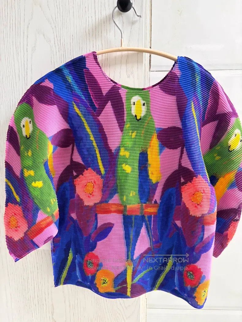 Issey Miyake Issey Miyake size:one size Rainforest Parrot Pattern Short Size XXS / US 00 / IT 34 - 1 Thumbnail