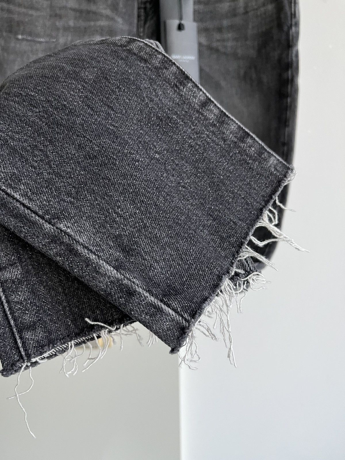 Saint Laurent Paris Saint Laurent Super Runway Skinny D02 Denim Jeans Size US 30 / EU 46 - 19 Thumbnail