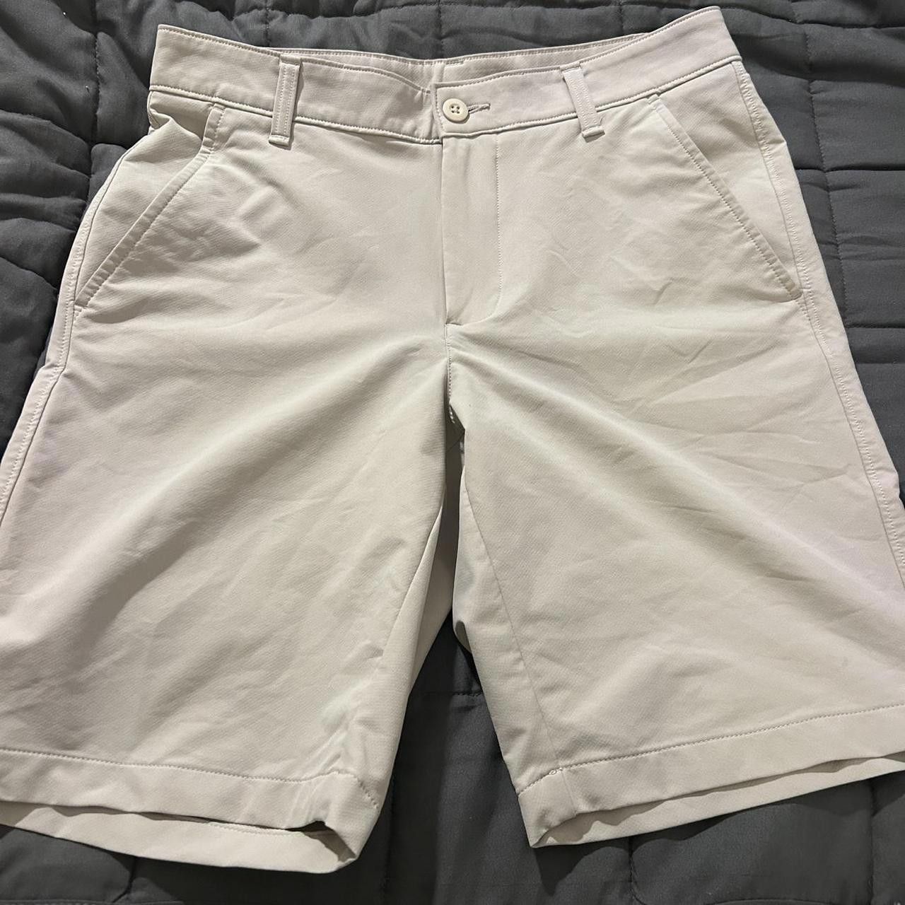 Under Armour Under Armour Men's Khaki and Tan Shorts Size US 30 / EU 46 - 1 Thumbnail