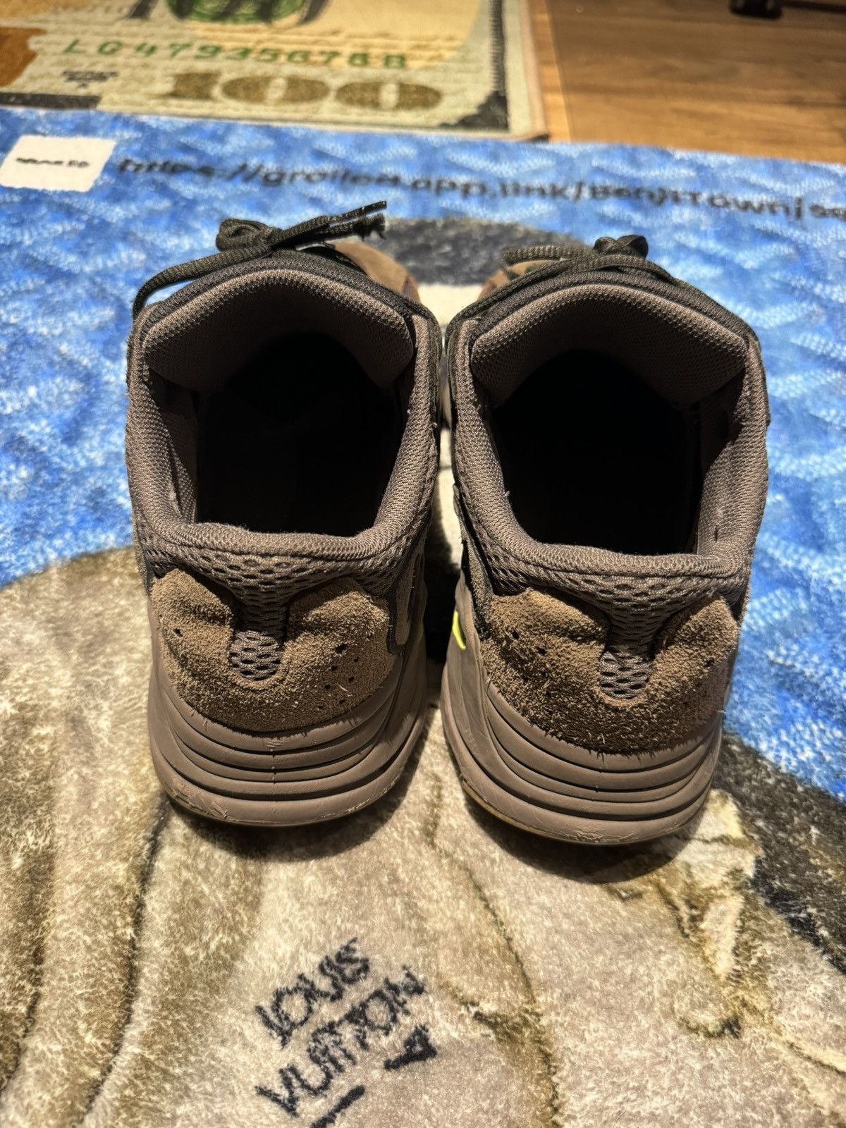 Yeezy Yeezy Boost 700 Size US 9.5 / EU 42-43 - 3 Thumbnail