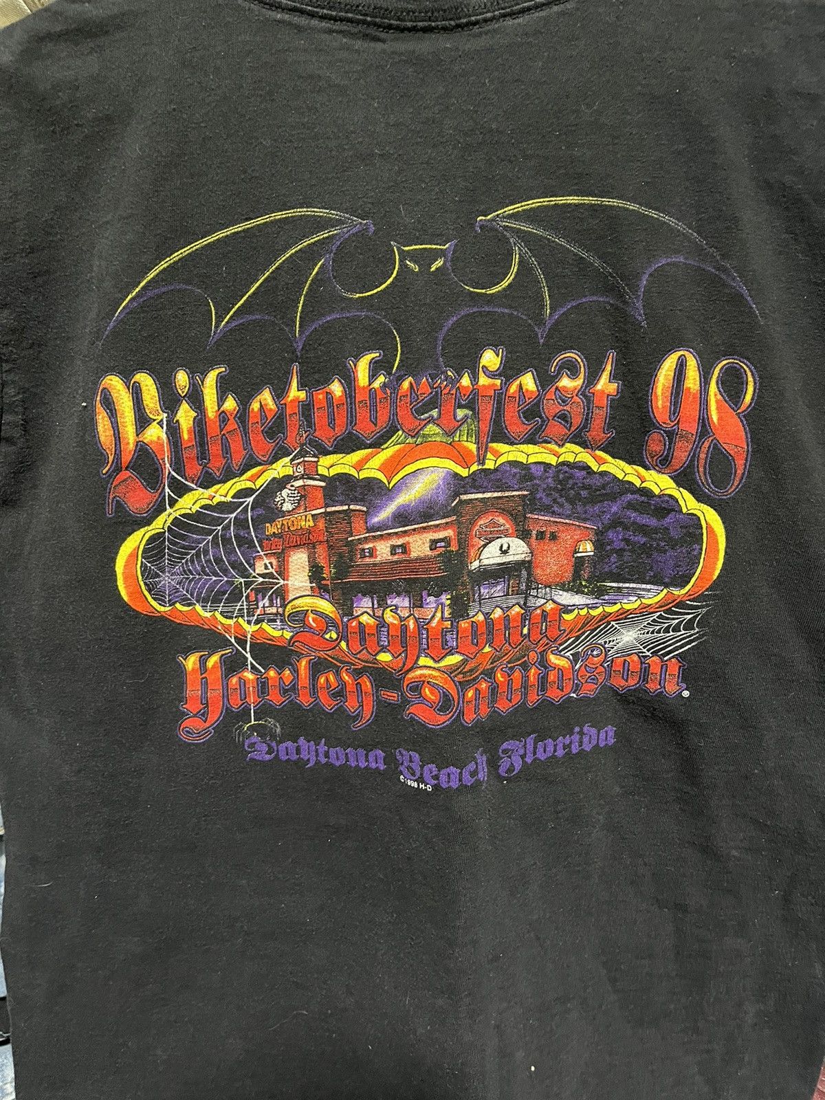 Harley Davidson × Vintage CRAZY VINTAGE HARLEY DAVIDSON BIKETOBER FEST GRUNGE CUTOFF Size US S / EU 44-46 / 1 - 4 Thumbnail