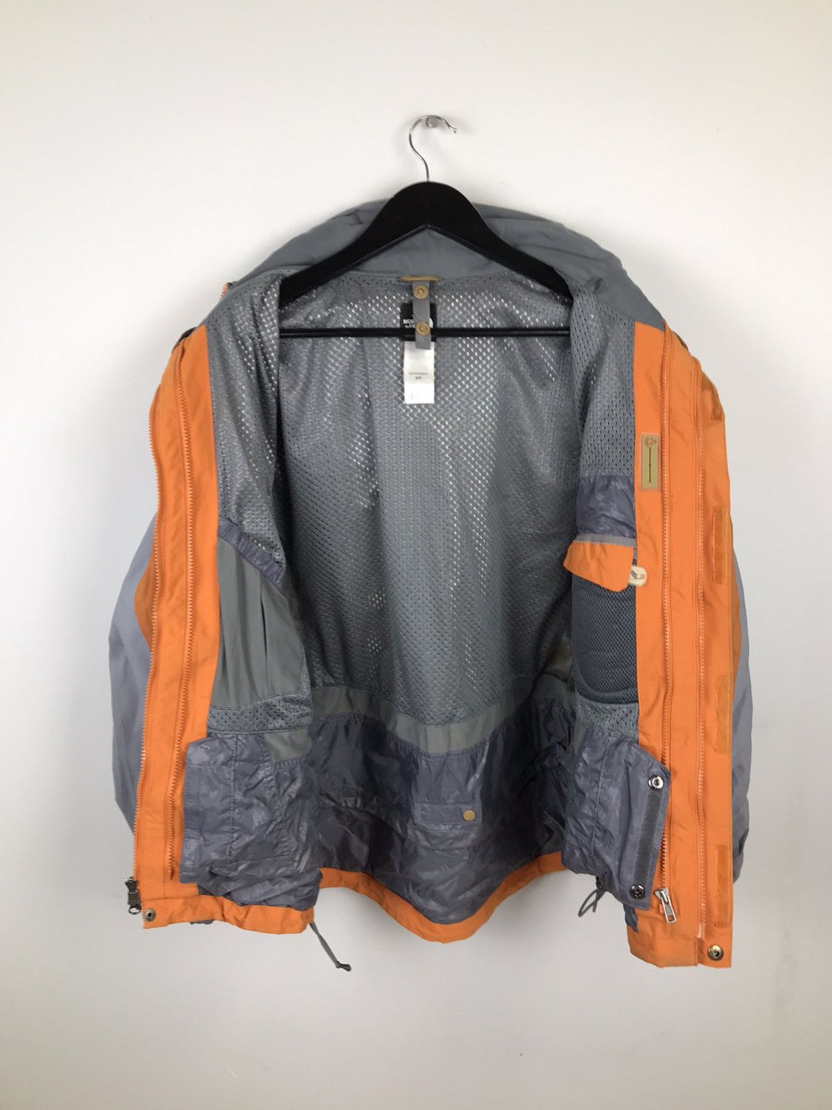 The North Face The North Face HyVent Waterproof,Windstoper Membrane Jacket Size US S / EU 44-46 / 1 - 2 Thumbnail