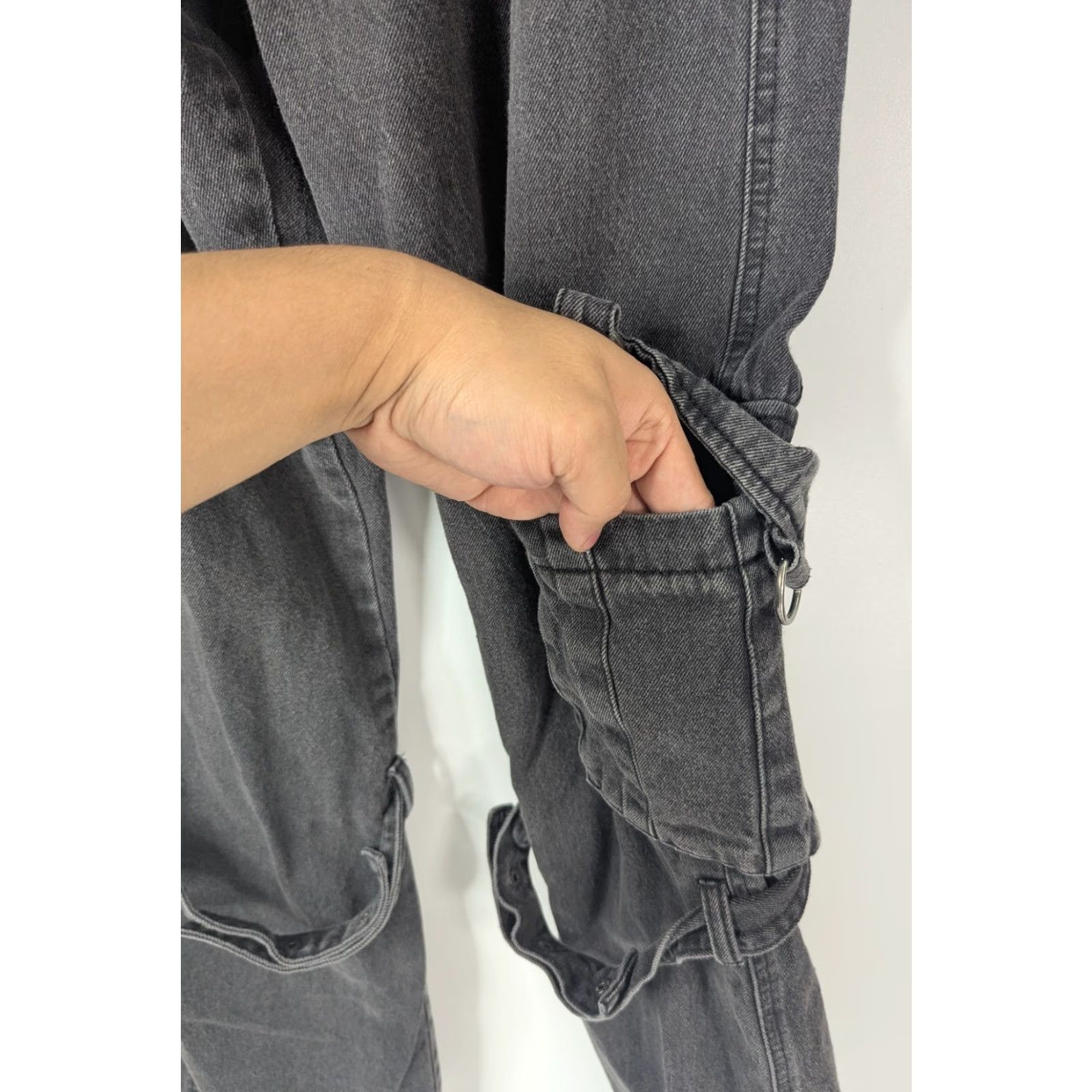 Hot Topic Hot Topic Mens Jeans 34x32 Cargo Jeans Buckle Strappy Pant Goth Punk Emo Distressed Black Cotton Denim Baggy 5-Pocket Mens Regular Modern Wear Size US 34 / EU 50 - 3 Thumbnail