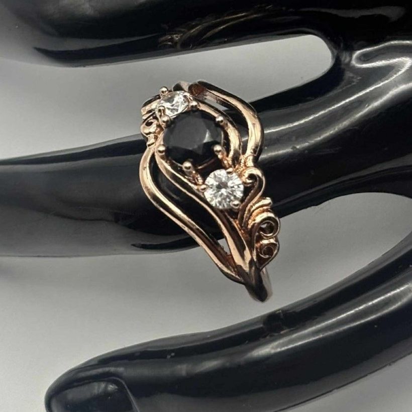 Other Rose Gold Crystal Ring Size ONE SIZE - 2 Thumbnail