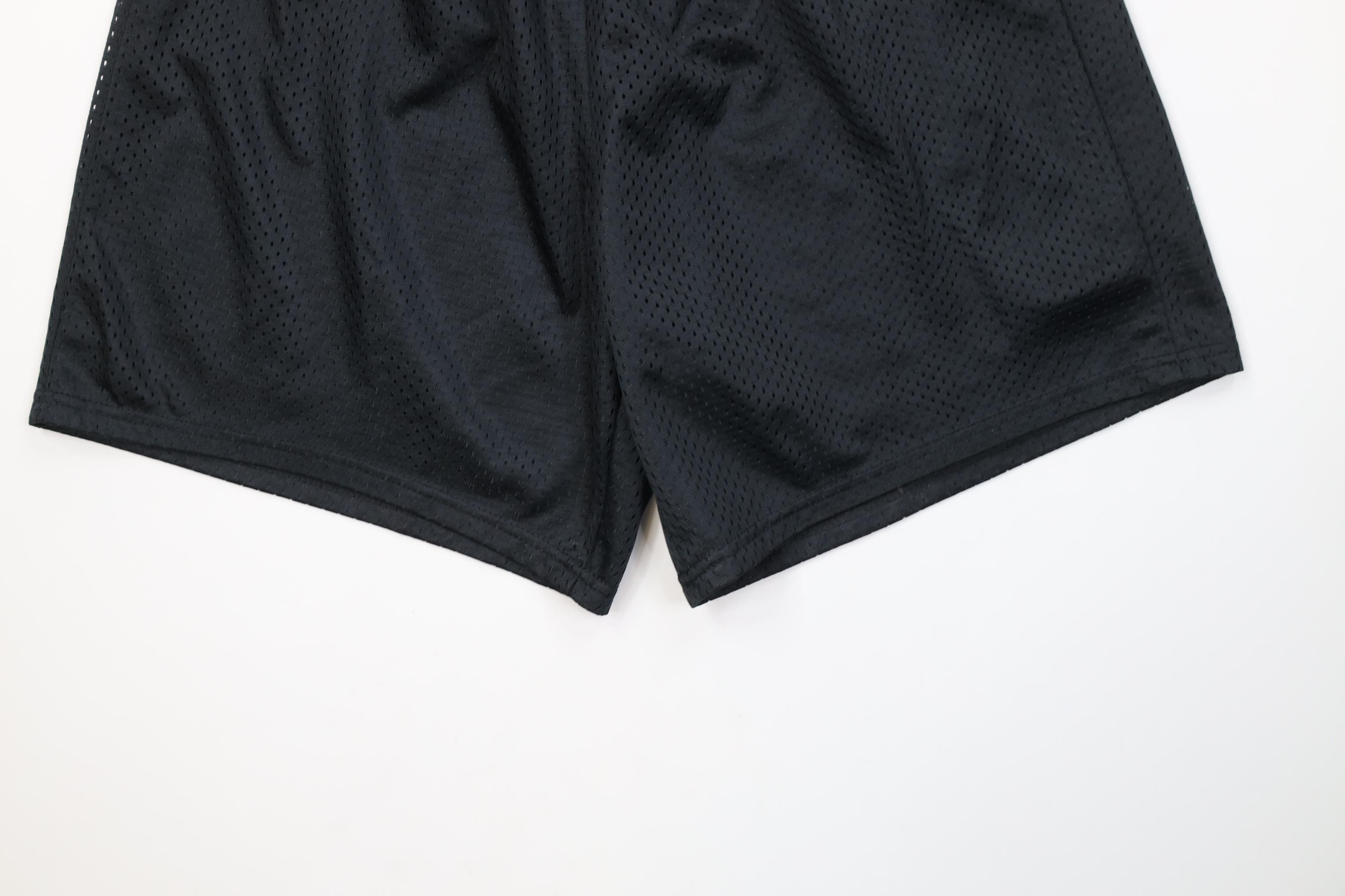 Vintage Vintage 90s Streetwear Mesh Above Knee Shorts Black Size US 32 / EU 48 - 4 Thumbnail