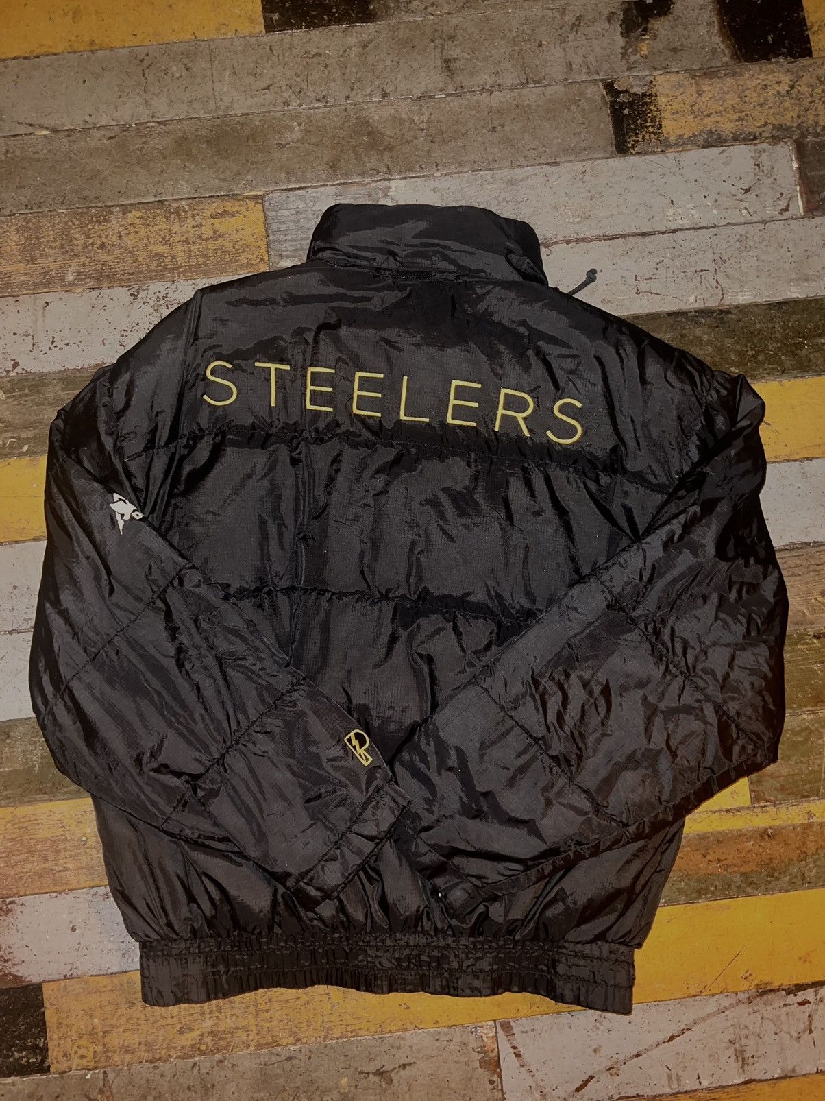 NFL × Pro Player 90s 🔥Steelers🔥 Pro Player puffer jacket Size US L / EU 52-54 / 3 - 2 Thumbnail