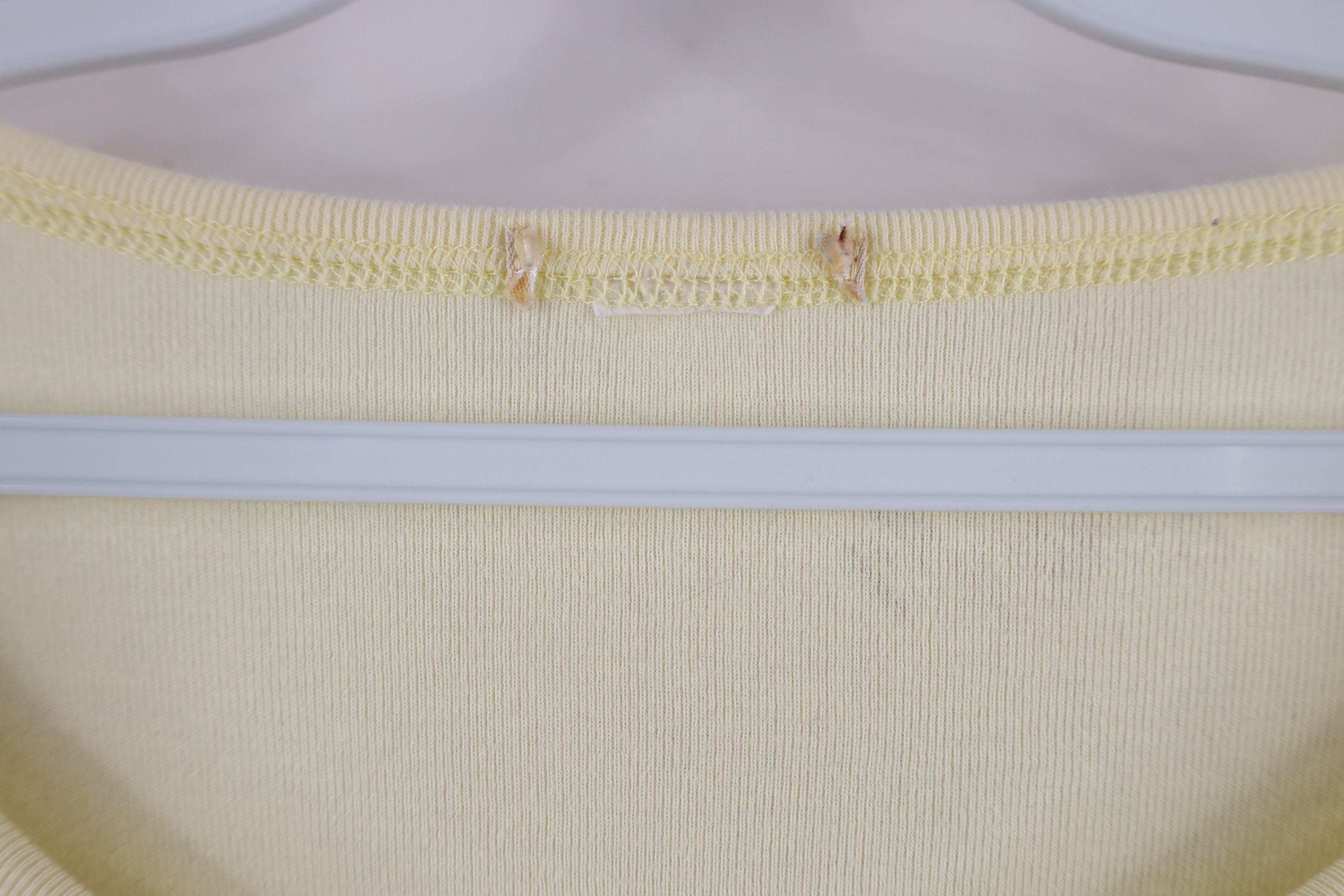 Vintage Vintage 90s Streetwear Butterfly Ribbed Knit T-Shirt Yellow Size XL / US 12-14 / IT 48-50 - 9 Thumbnail