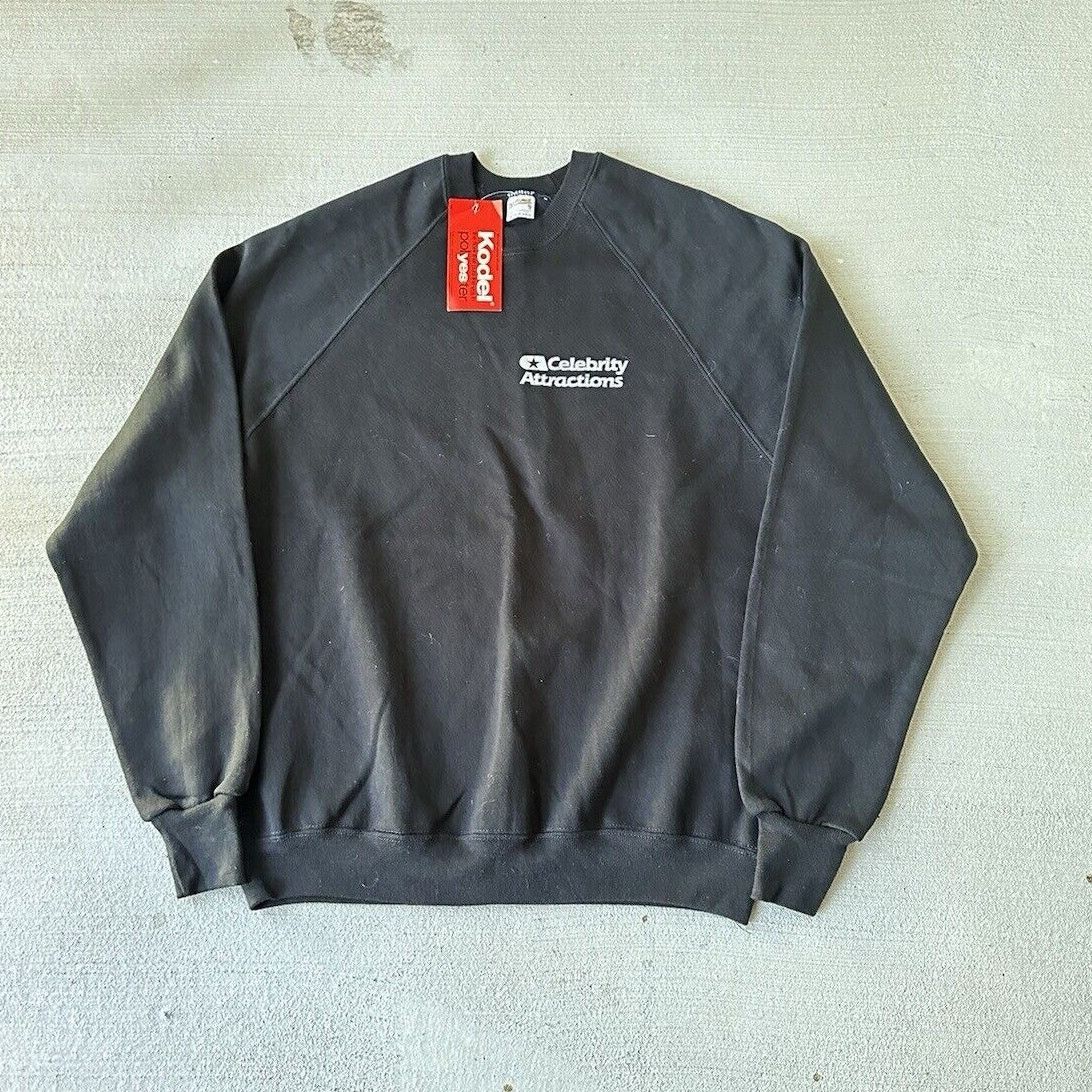 Vintage NWT Vintage Celebrity Attractions Black Crewneck Mens XL Size US XL / EU 56 / 4 - 3 Thumbnail