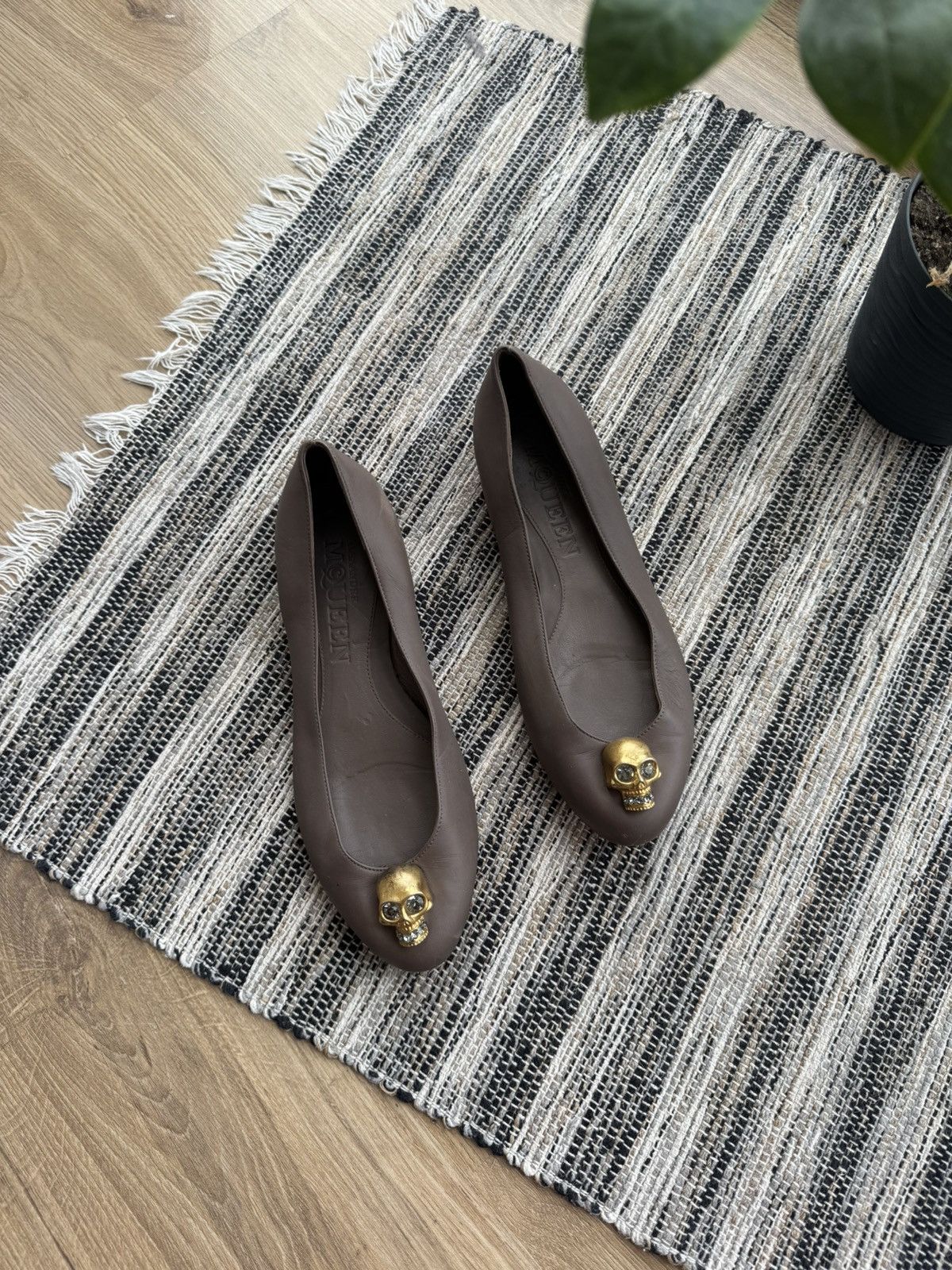 Alexander McQueen Vintage Ballets Flats Skull Logo Shoes