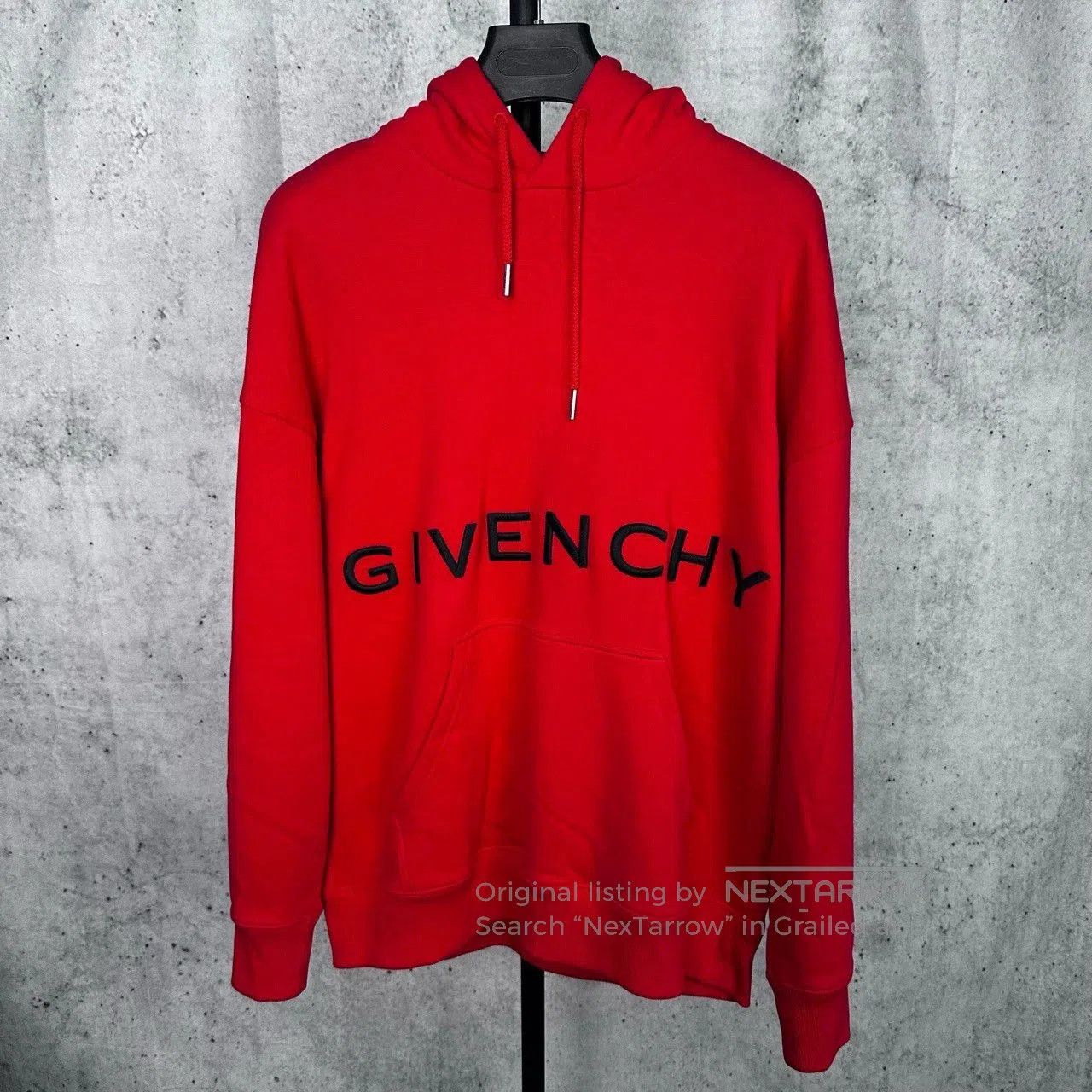 Givenchy givenchy red hoodie with 4g logo. Size US L / EU 52-54 / 3 - 1 Thumbnail