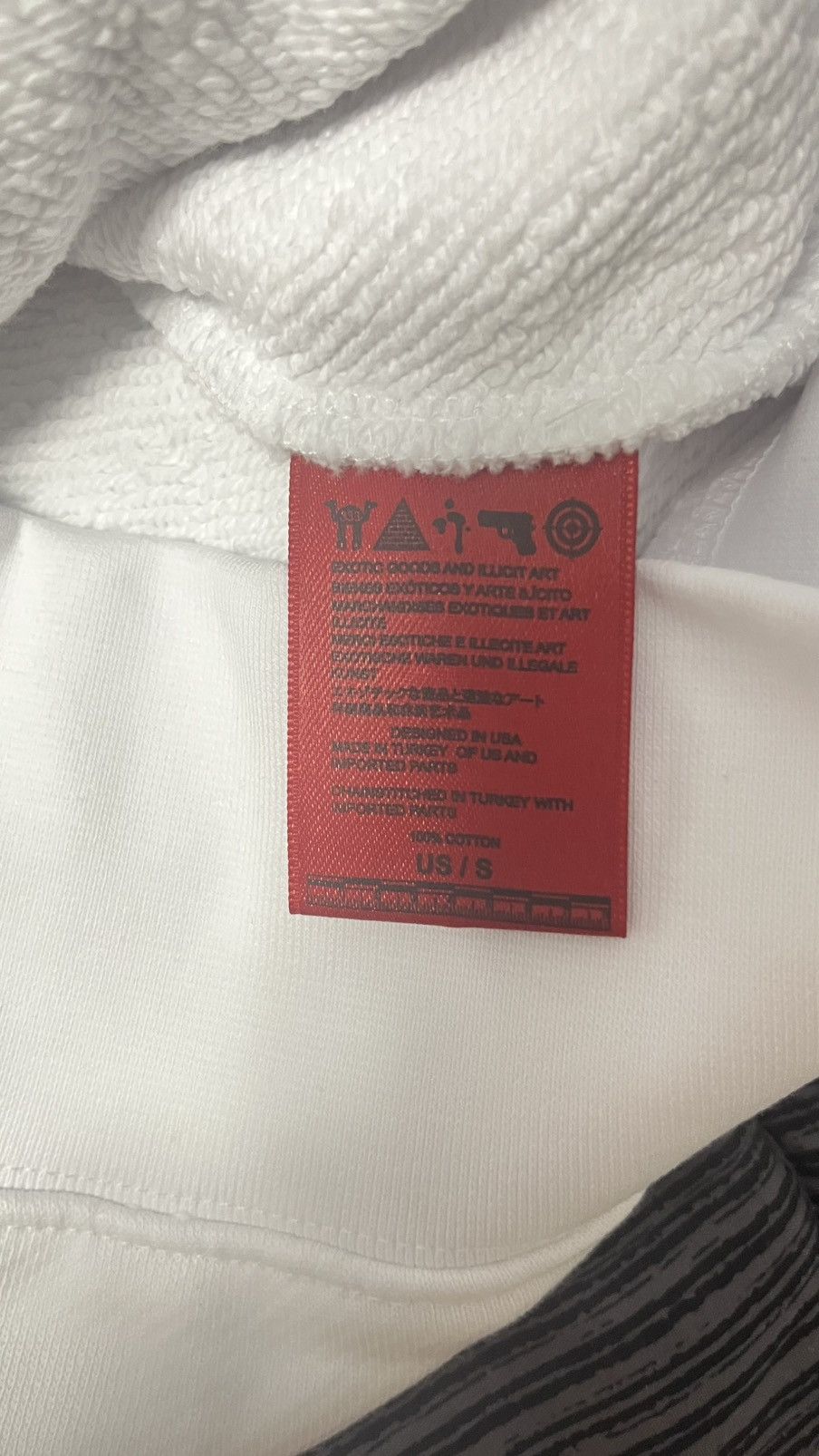 MURD333R.FM 'PEACEMAKER' WHITE ZIP UP HOODIE