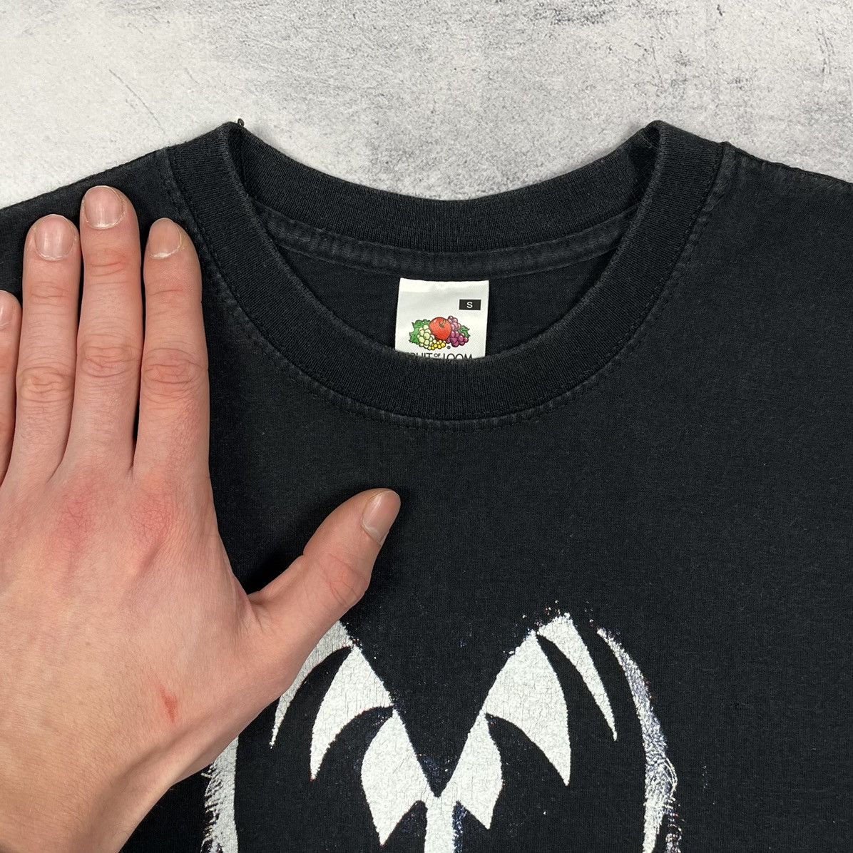 Band Tees Vintage Kiss Gene Simmons Face Rare Rock Band T Shirt 2002 Size US S / EU 44-46 / 1 - 8 Thumbnail