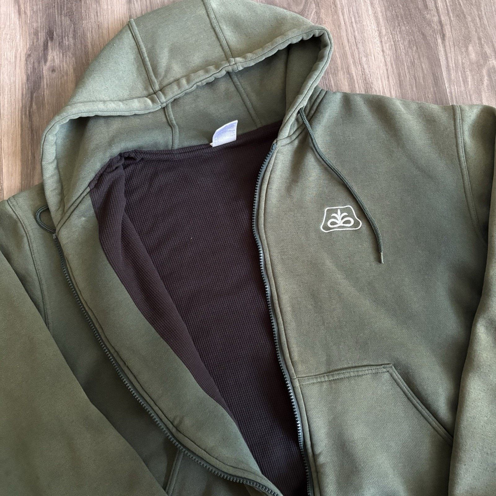 Vintage Vintage Faded Green Waffle Lined Hoodie Size L Distressed Size US L / EU 52-54 / 3 - 7 Thumbnail