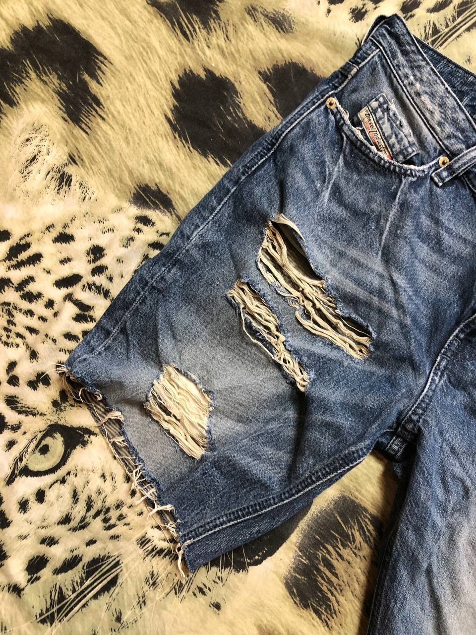 Diesel Jean Shorts Denim Distressed Hip Hop Grunge Jorts Y2K Size 29" - 7 Thumbnail