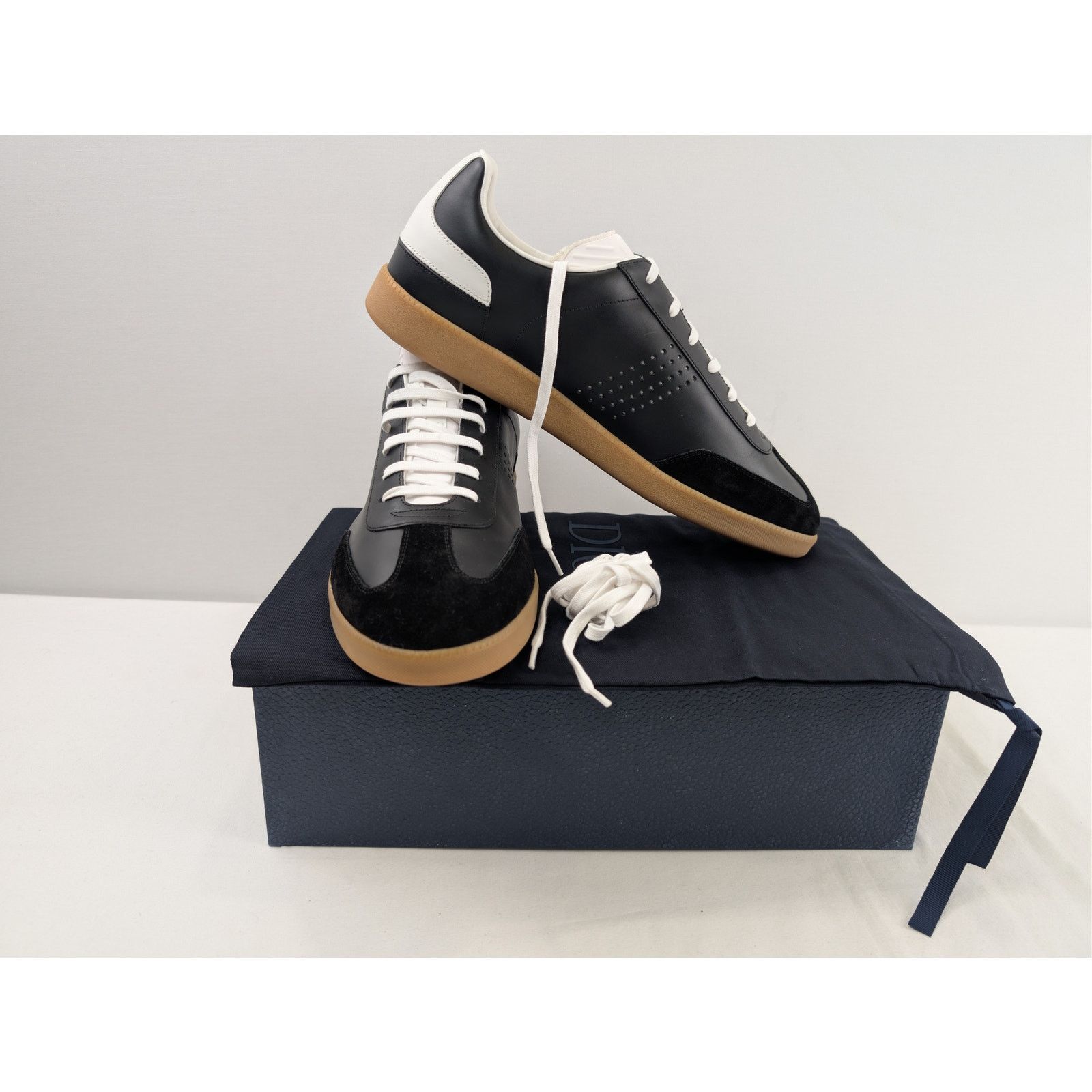 Dior o1rshd1 B01 Brown Sole Sneakers in Black/White Size US 13 / EU 46 - 18 Thumbnail