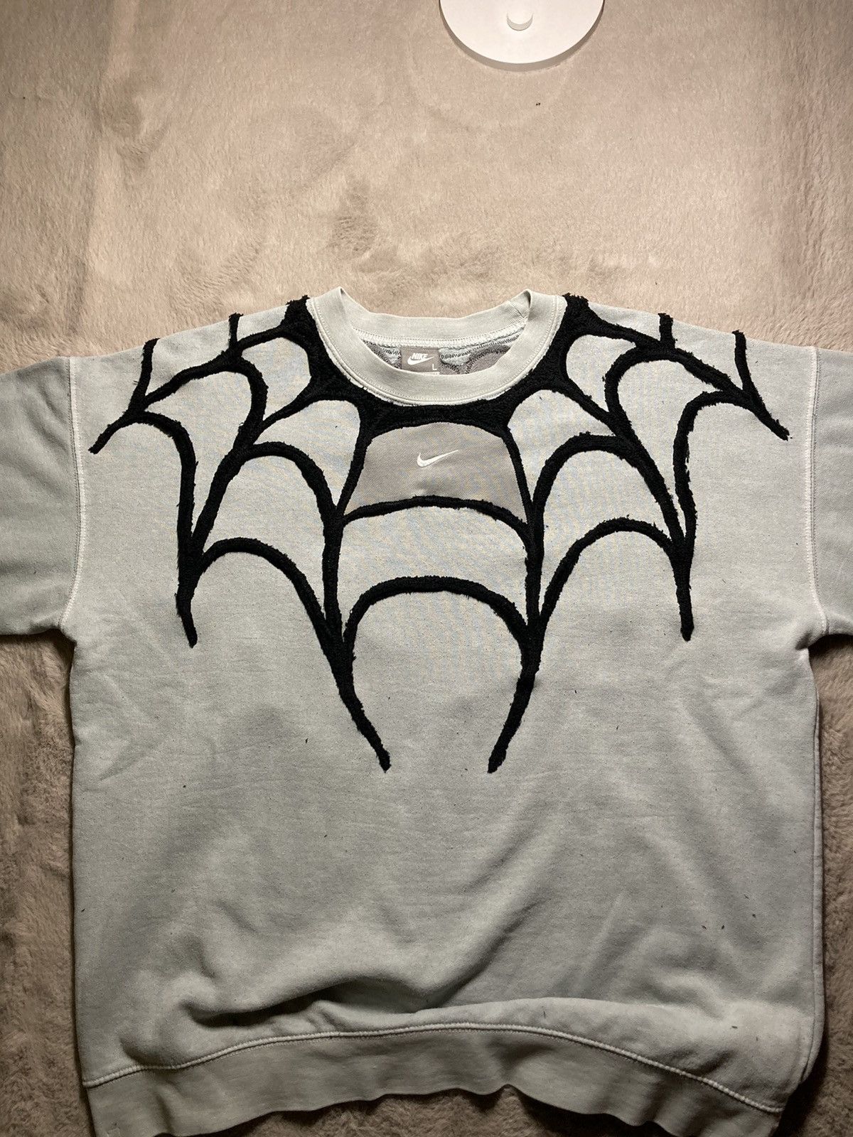 Nike × Vintage ⛩️Nike sweatshirt custom vintage y2k center logo spider web Size US L / EU 52-54 / 3 - 4 Thumbnail