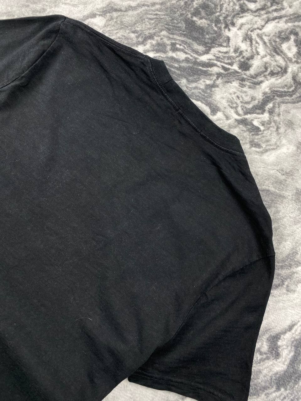 Burberry Burberry Brit Metal Logo T-Shirt Men Size L Black Size US L / EU 52-54 / 3 - 11 Thumbnail