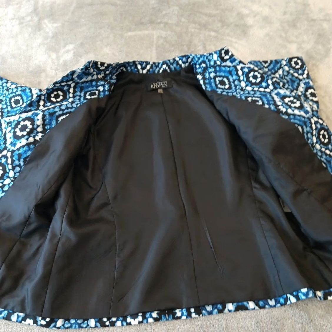 Kasper Kasper Blazer Women 10P Blue Geometric Lined Notch Lapel Single-Breasted Long Sleeve Jacket Suit Size L / US 10 / IT 46 - 7 Thumbnail