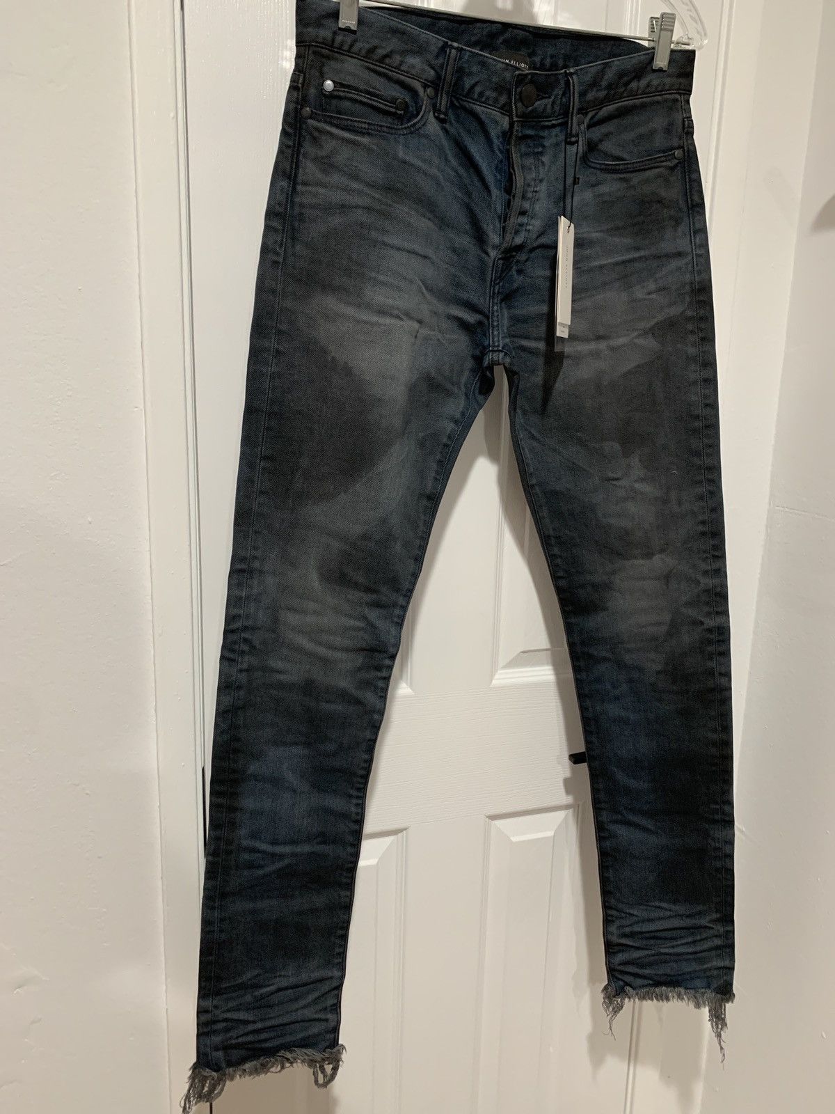 John Elliott John Elliott The Cast 2 Ash Denim Raw Hem 30 Size US 30 / EU 46 - 2 Thumbnail