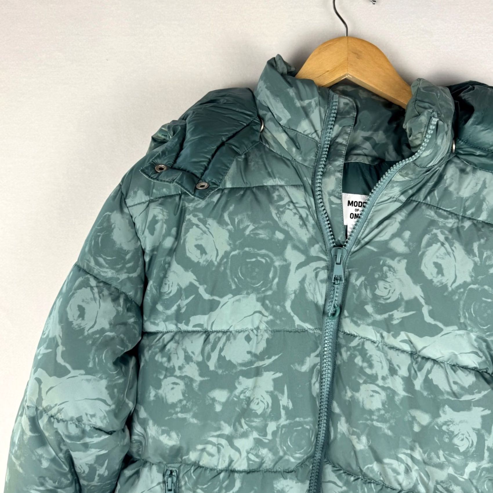 Vintage Mode of One Puffer Jacket Hooded Medium Seedling Green Floral Rose Camo Mens Size US M / EU 48-50 / 2 - 7 Thumbnail
