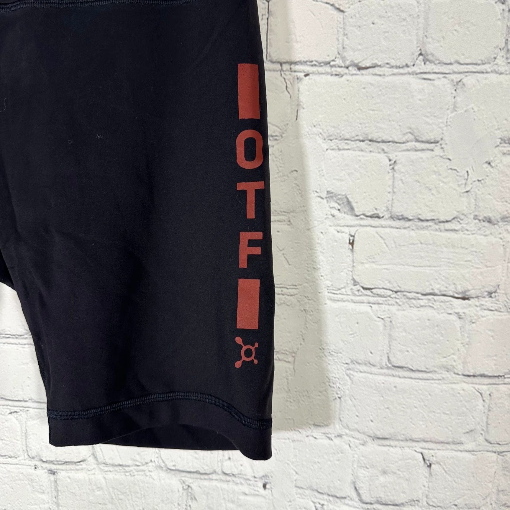 Lululemon Lululemon Orangetheory Fitness OTF Biker Shorts Black High Rise Womens Size 27" / US 4 / IT 40 - 2 Thumbnail