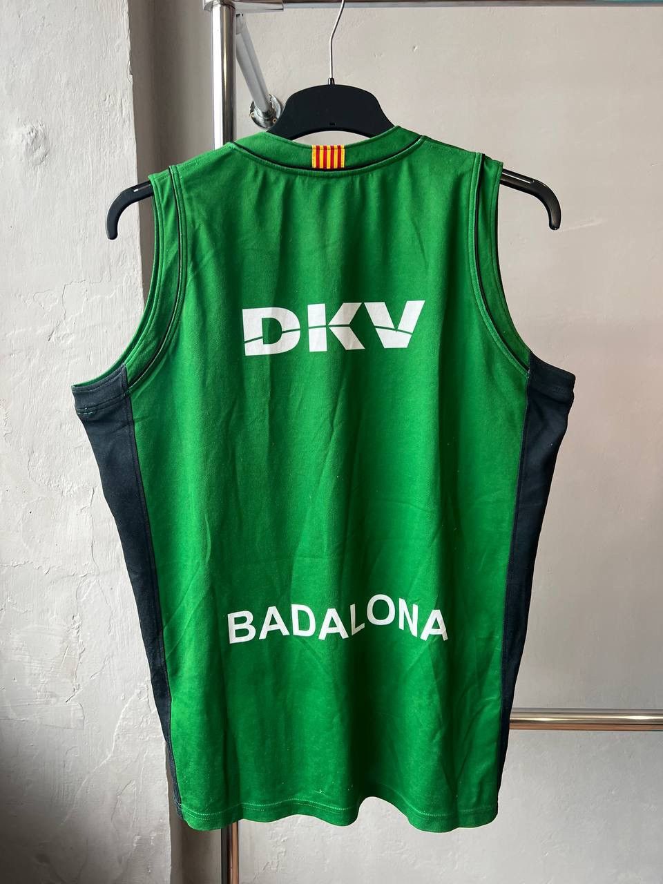 Reebok 2006/07 JOVENTUT BADALONA SPAIN HONE BASKETBALL JERSEY RARE Size US S / EU 44-46 / 1 - 14 Thumbnail