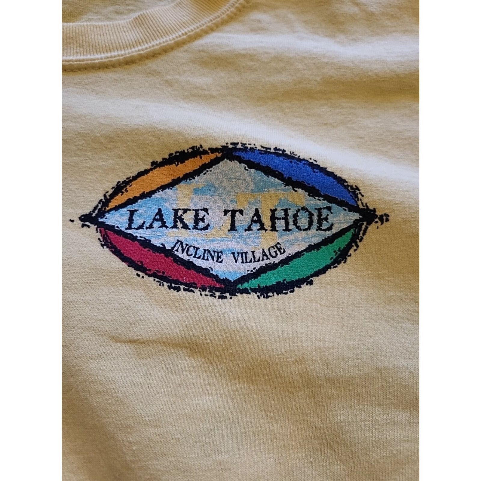 Gildan Gildan T-Shirt Lake Tahoe Incline Village Graphic Print Double Sided Yellow XL Men Casual Short Sleeve Crew Neck 24" Pit 30" Length Size US XL / EU 56 / 4 - 5 Thumbnail