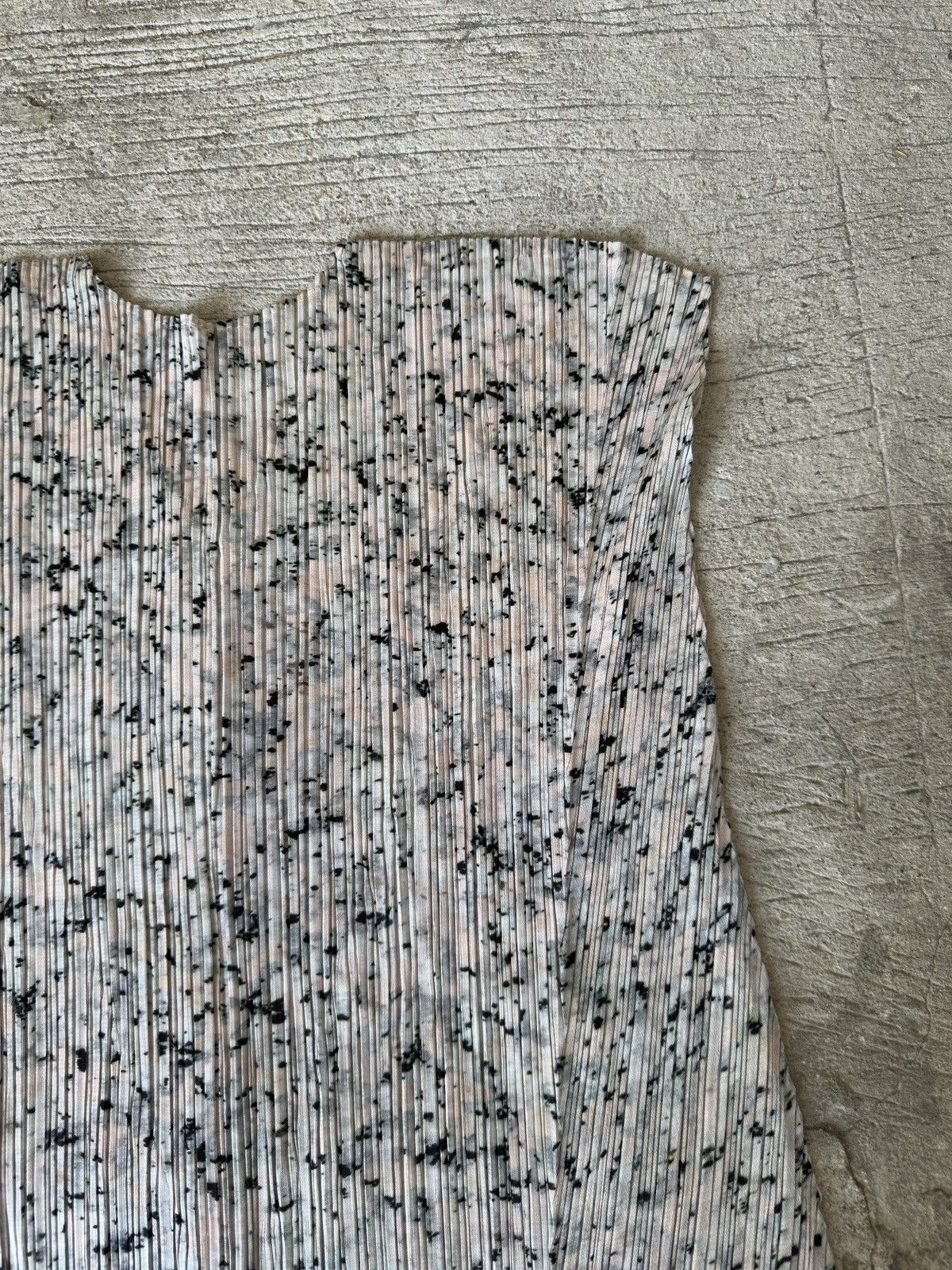 Pleats Please Issey Miyake Pleats Please Issey Miyake Tunic — Marble Size S / US 4 / IT 40 - 10 Thumbnail