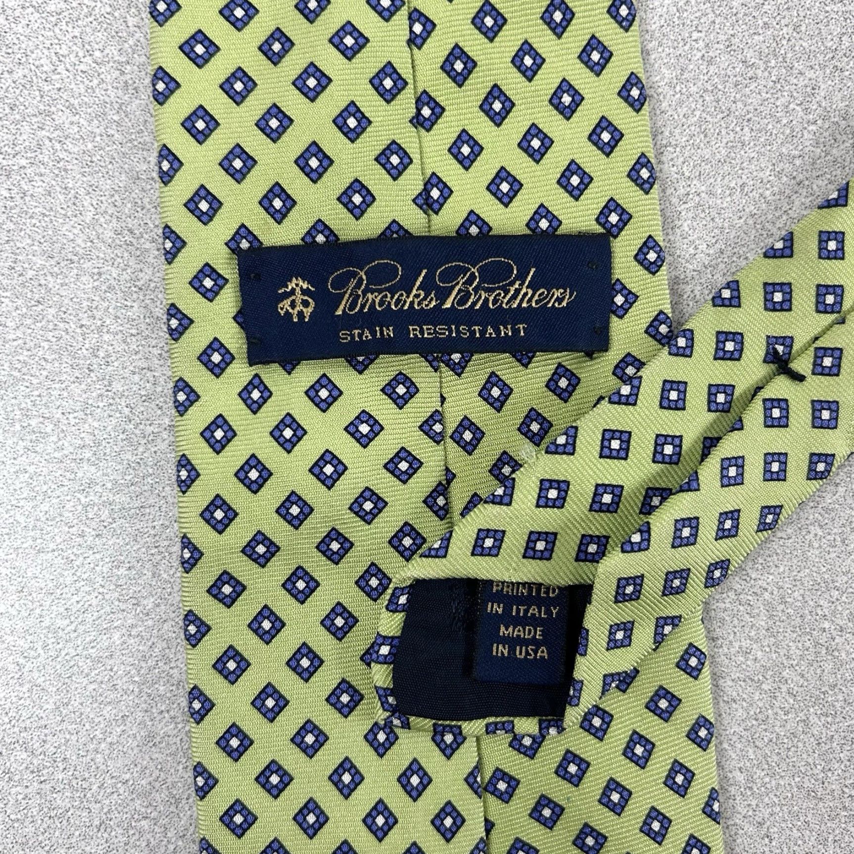 Brooks Brothers VINTAGE Brooks Brothers Tie Silk Green Geometric 61” Stain Resistant Made in USA Men Classic Pointed Size ONE SIZE - 5 Thumbnail