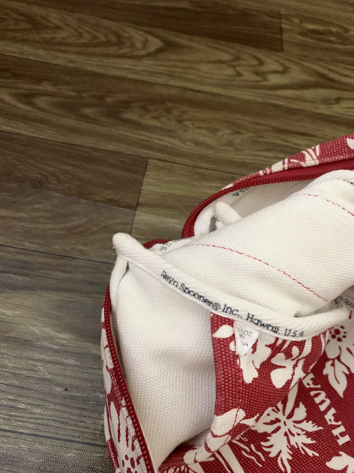 Reyn Spooner Sling Bag RAYN SPOONER Hawaian USA Size ONE SIZE - 10 Thumbnail