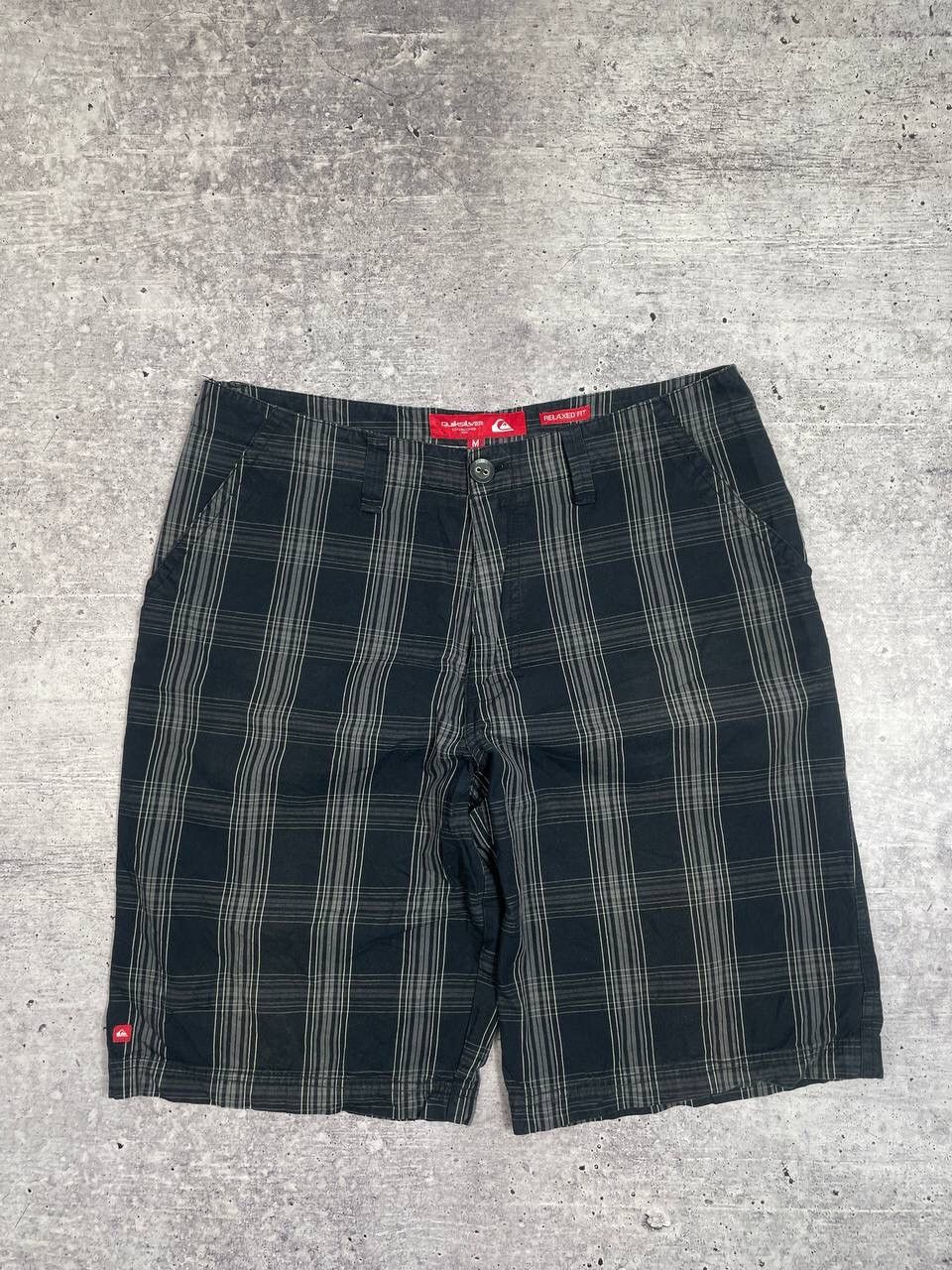 Quiksilver Vintage Quiksilver Big Logo Relaxed Fit Shorts Y2K Size US 34 / EU 50 - 4 Thumbnail
