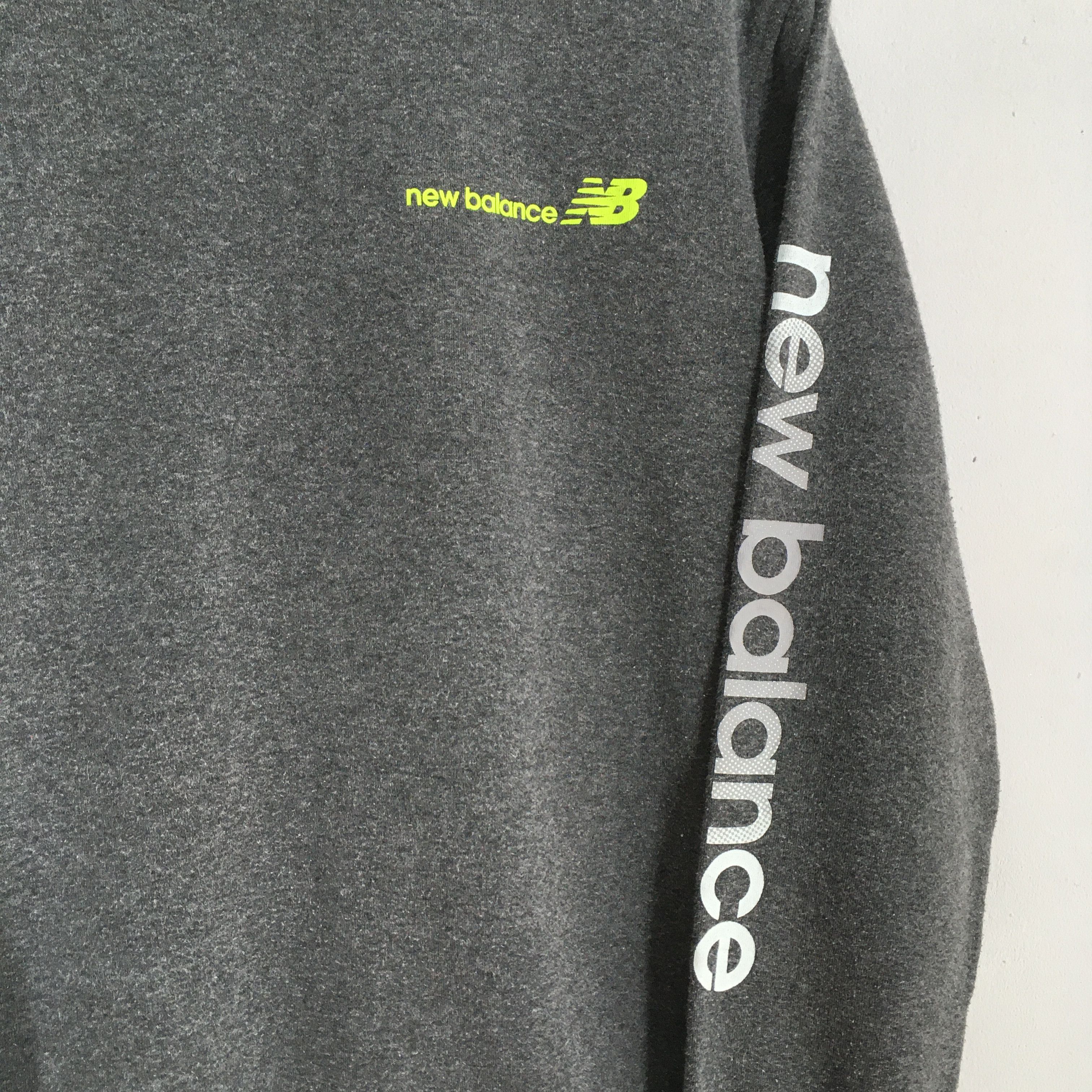 New Balance New Balance Sweater Gray Vintage Size US L / EU 52-54 / 3 - 4 Thumbnail