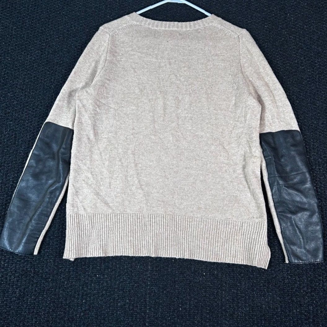 J.Crew J.Crew Womens Beige V-Neck Cashmere Blend Sweater Leather Elbow Patches Small M85 Shirt Women Soft Knit Size S / US 4 / IT 40 - 3 Thumbnail