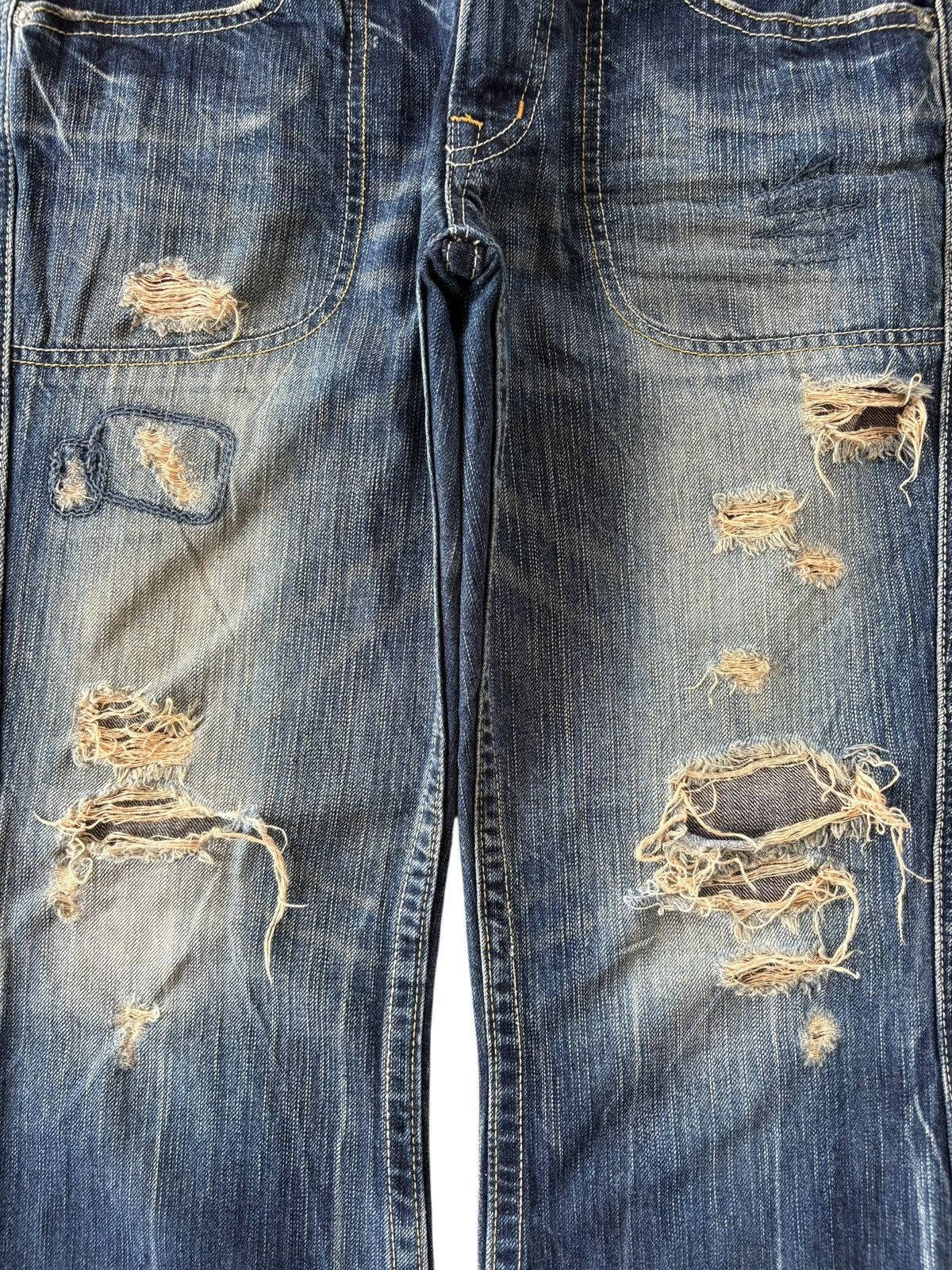 Japanese Brand Vintage Japanese Brand Rusty Wash Distress Flare Jeans Size 30" / US 8 / IT 44 - 4 Thumbnail