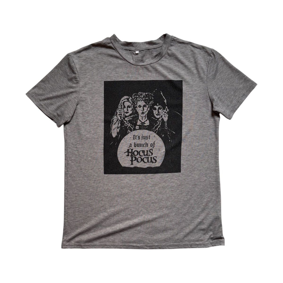 Disney × Vintage Vintage Y2K Disney Hocus Pocus Movie Tee Size US L / EU 52-54 / 3 - 1 Thumbnail