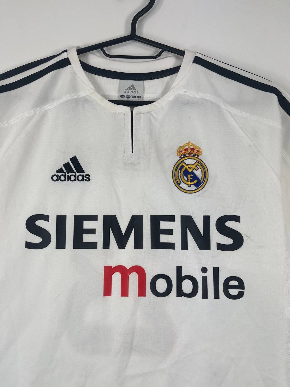 Adidas Real Madrid 2003 2004 Home Beckham #23 Adidas 021804 Size L Size US L / EU 52-54 / 3 - 2 Thumbnail