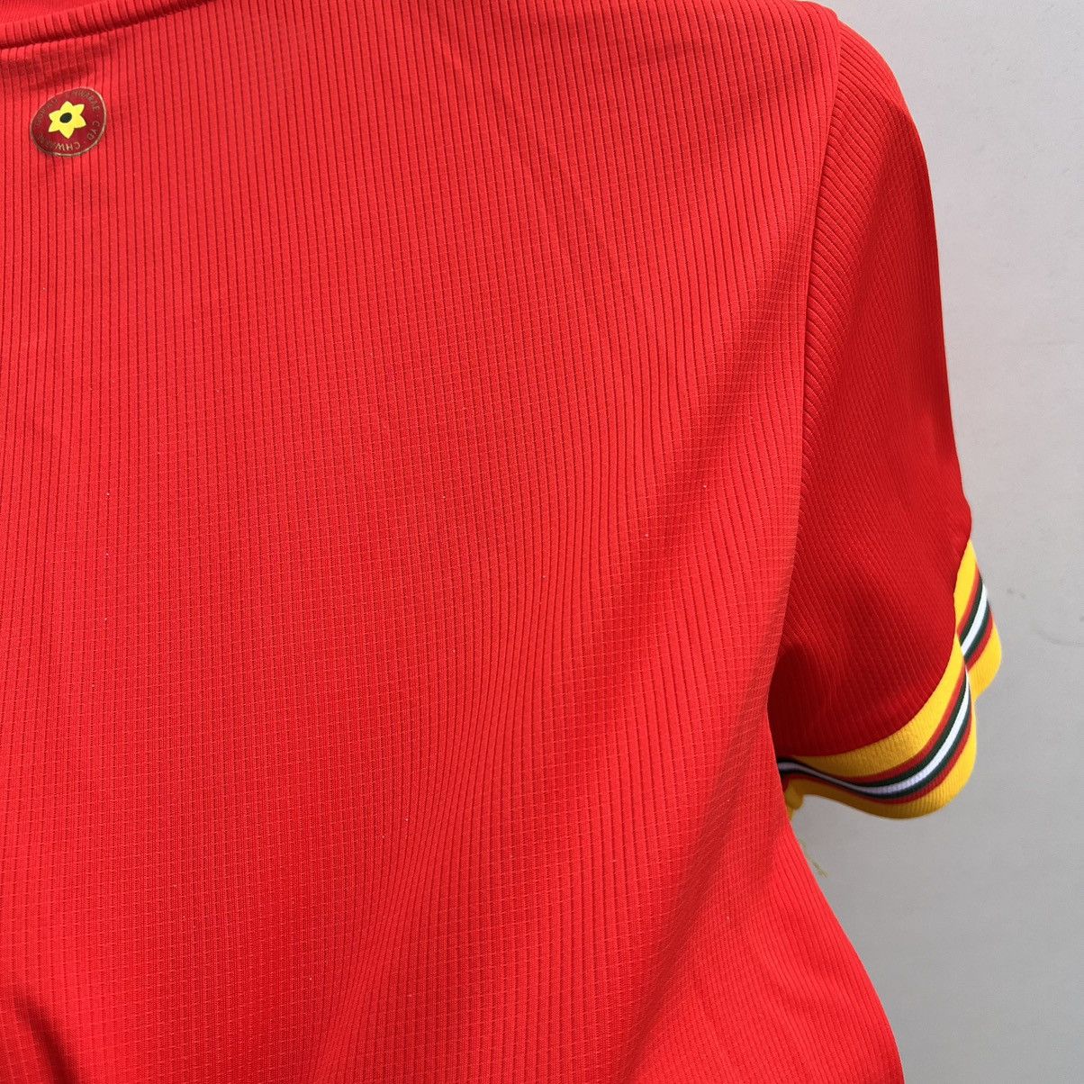 Adidas Wales 2020 2021 Home Football Shirt Soccer Jersey Adidas Size US M / EU 48-50 / 2 - 10 Thumbnail